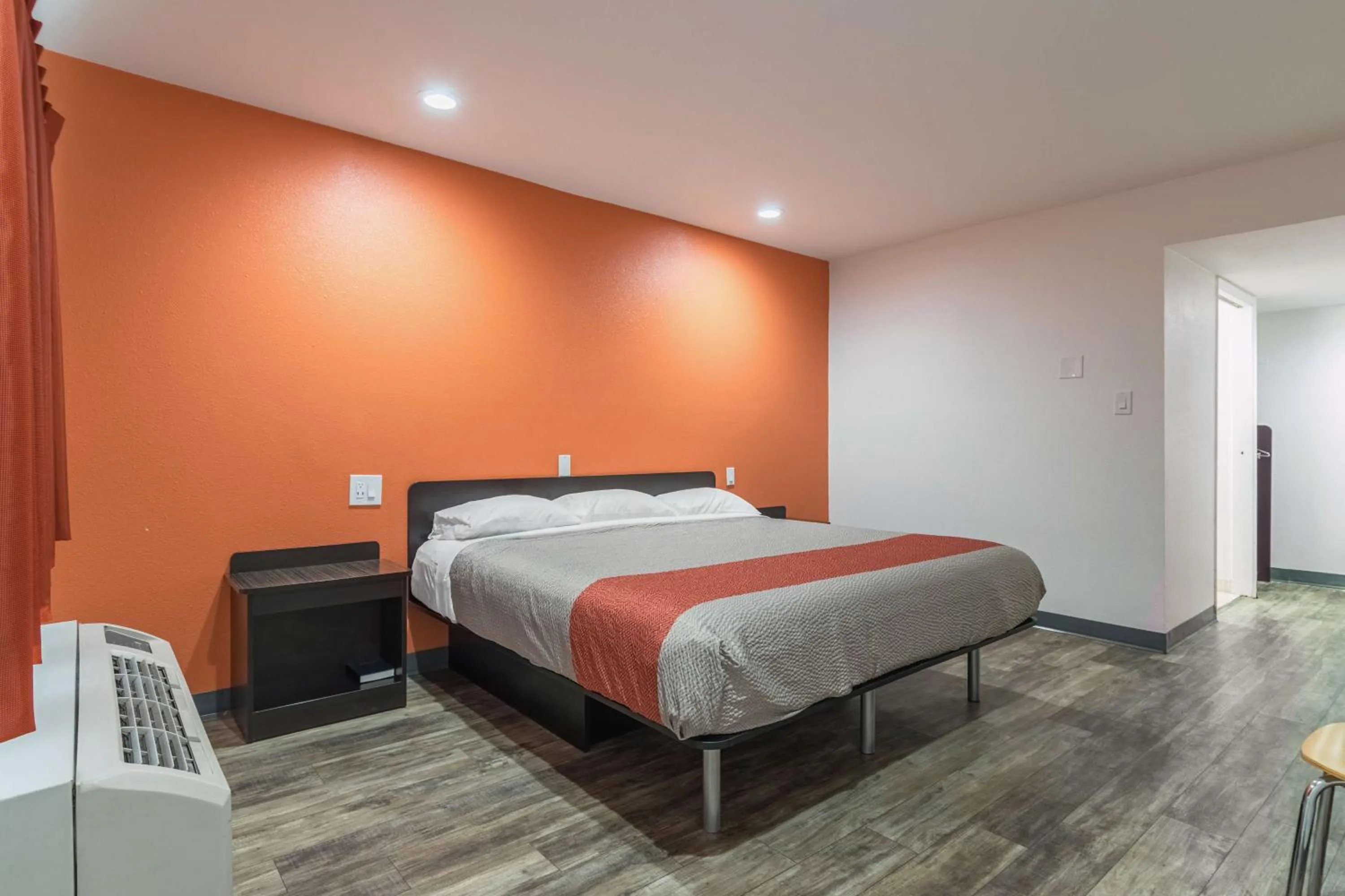 Photo of the whole room, Bed in Motel 6-Barstow, CA - Route 66