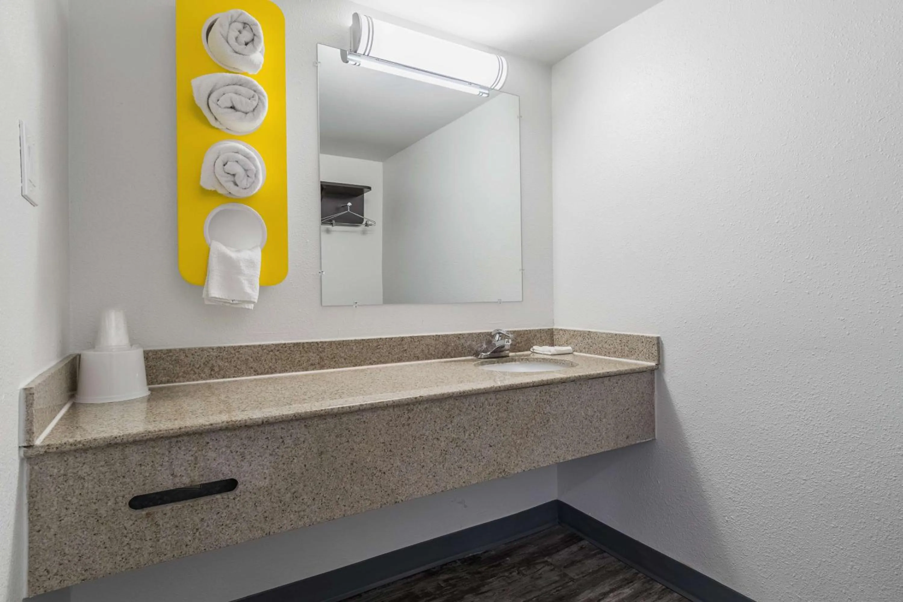 Photo of the whole room in Motel 6-Barstow, CA - Route 66