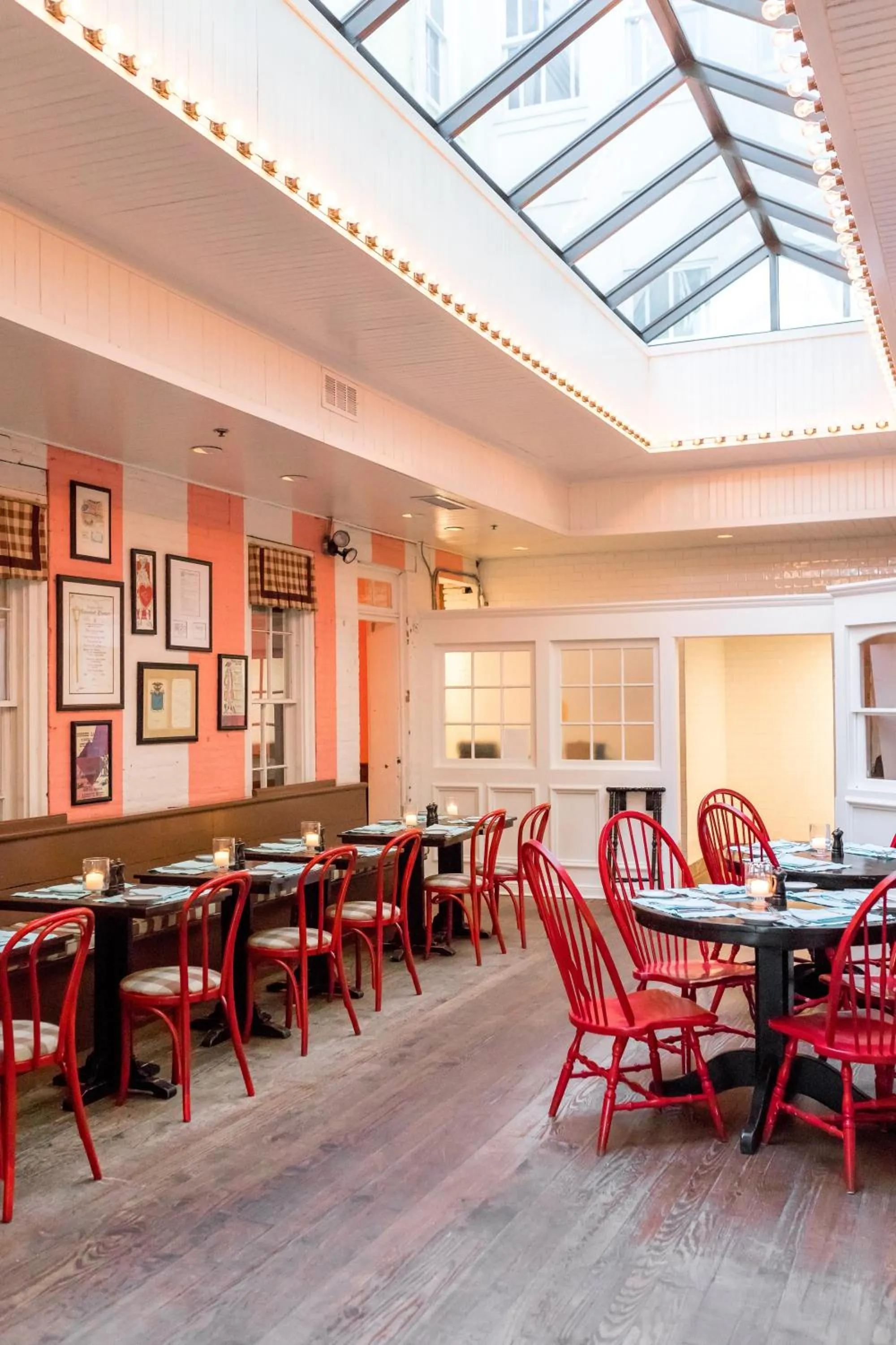 Restaurant/places to eat in Congress Hall