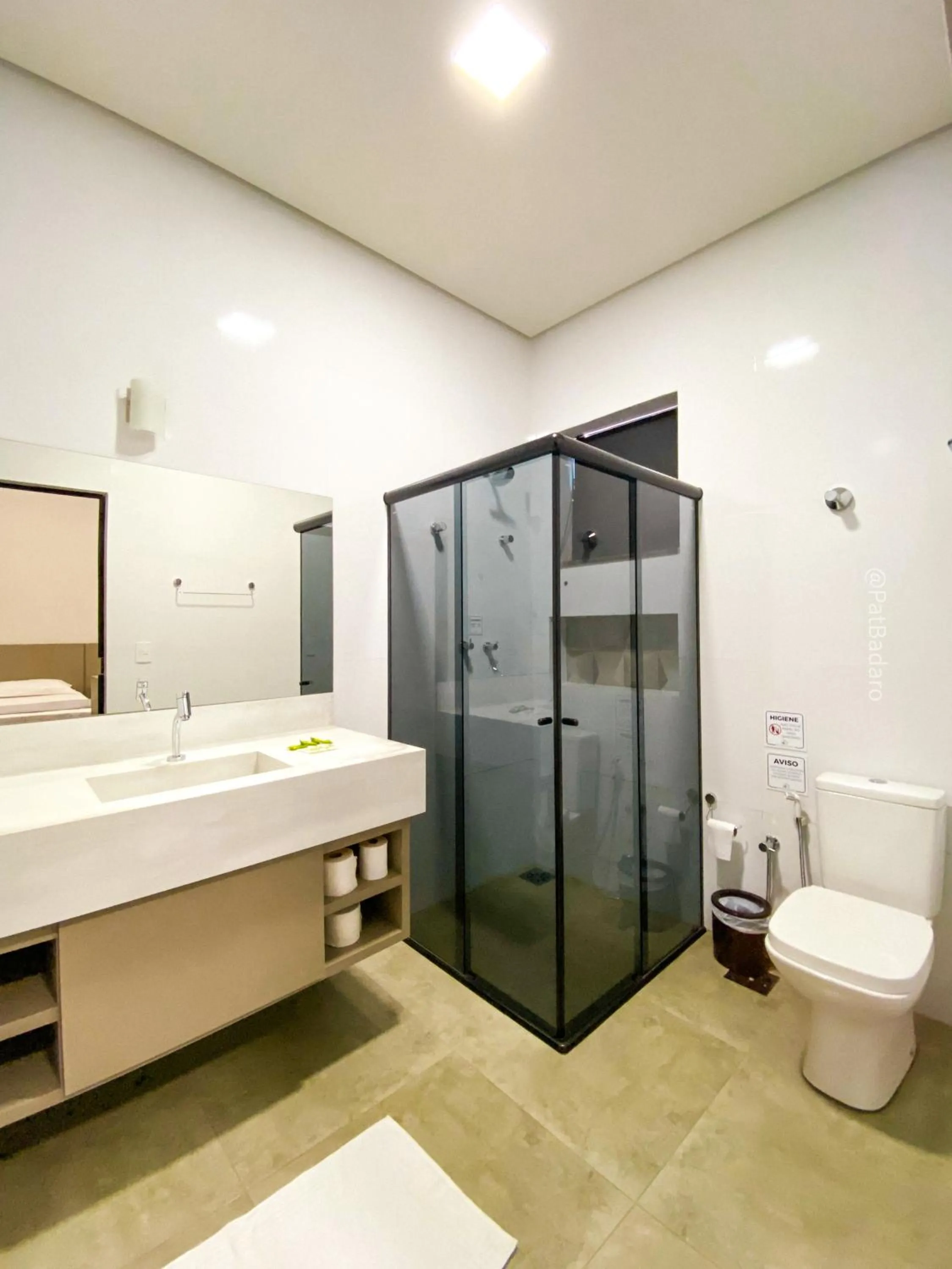 Bathroom in Pousada Reserva Central