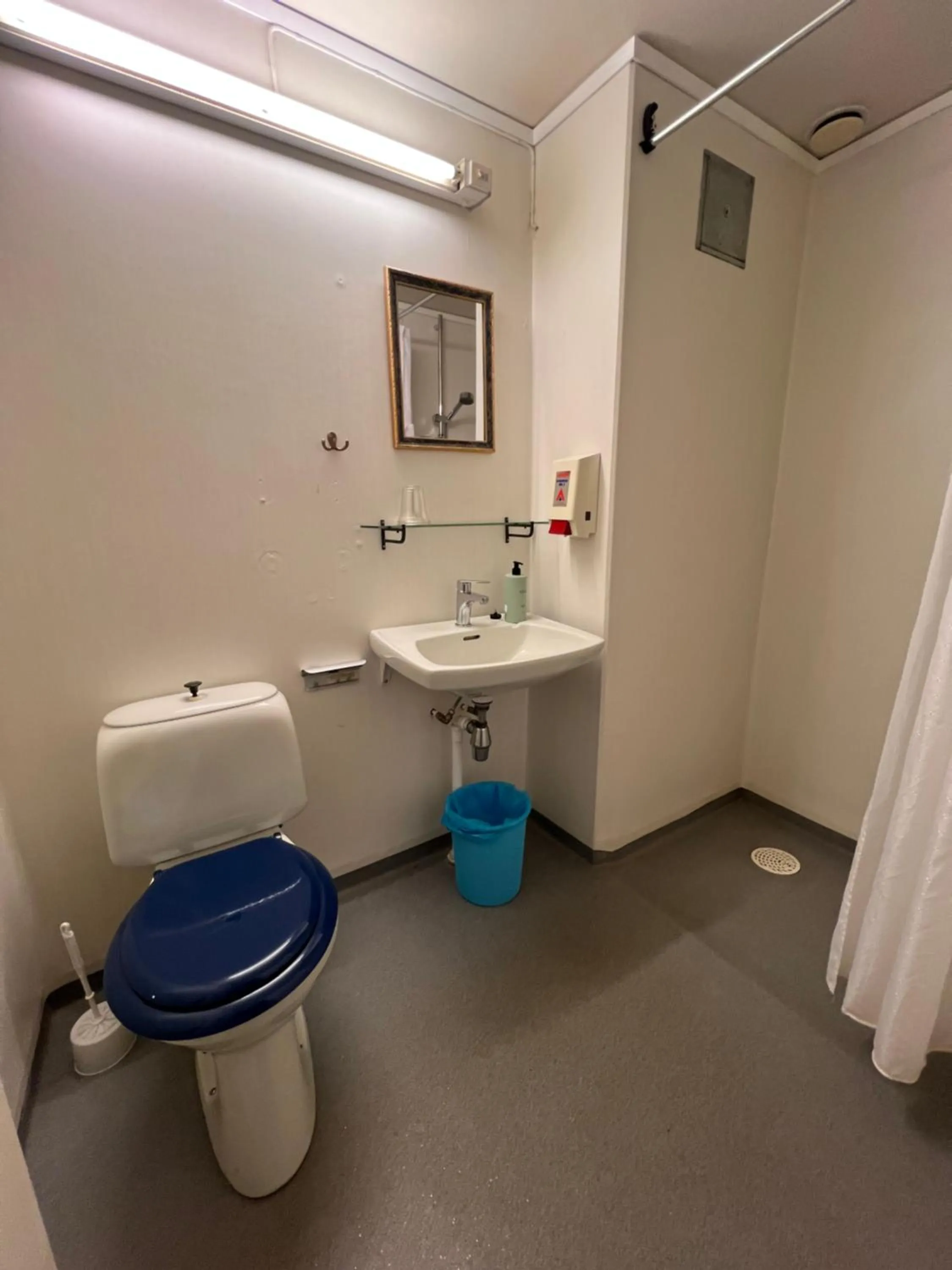 Toilet in Hallingskarvet Fjellstue as