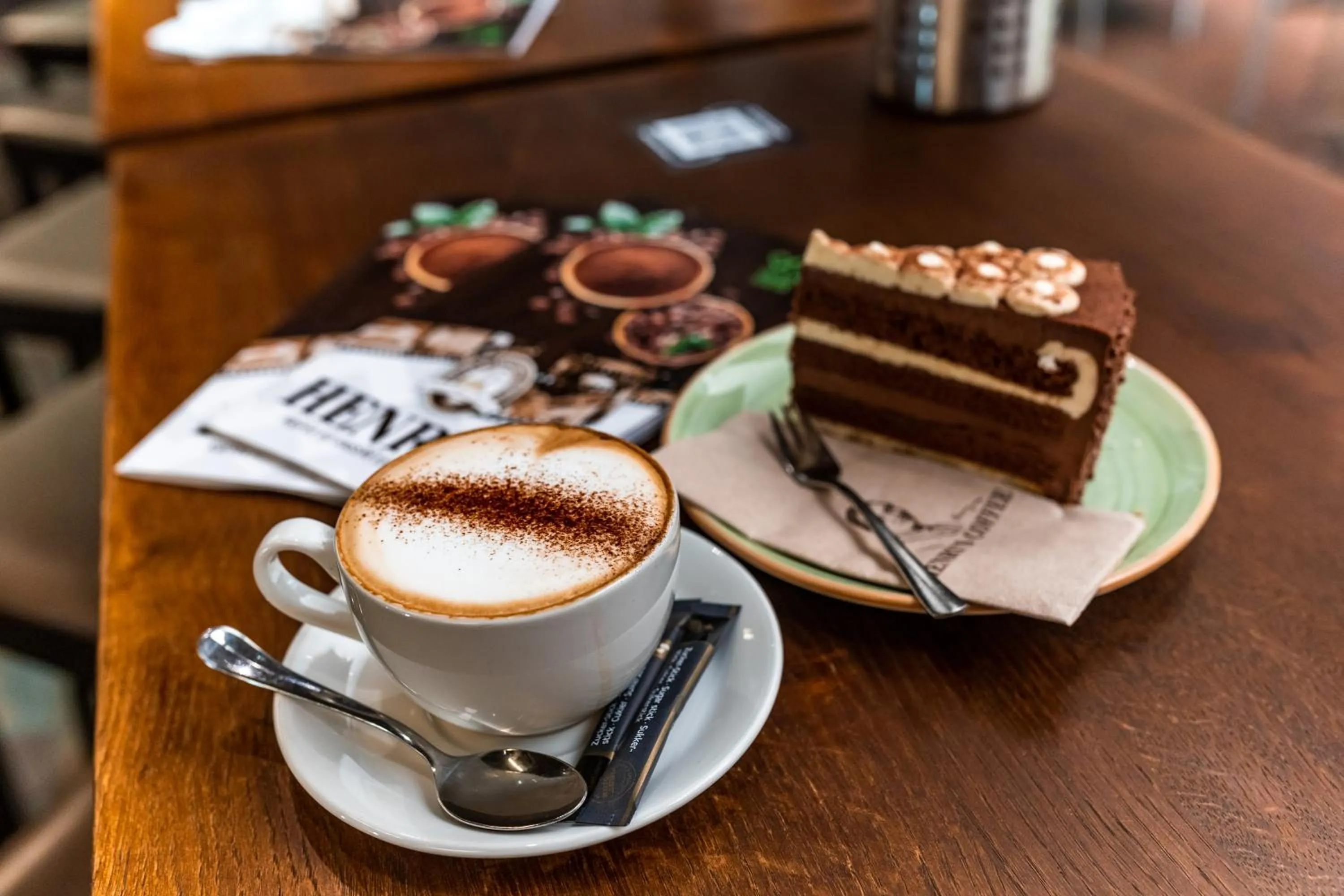 Restaurant/places to eat in Henriettas Sleeping