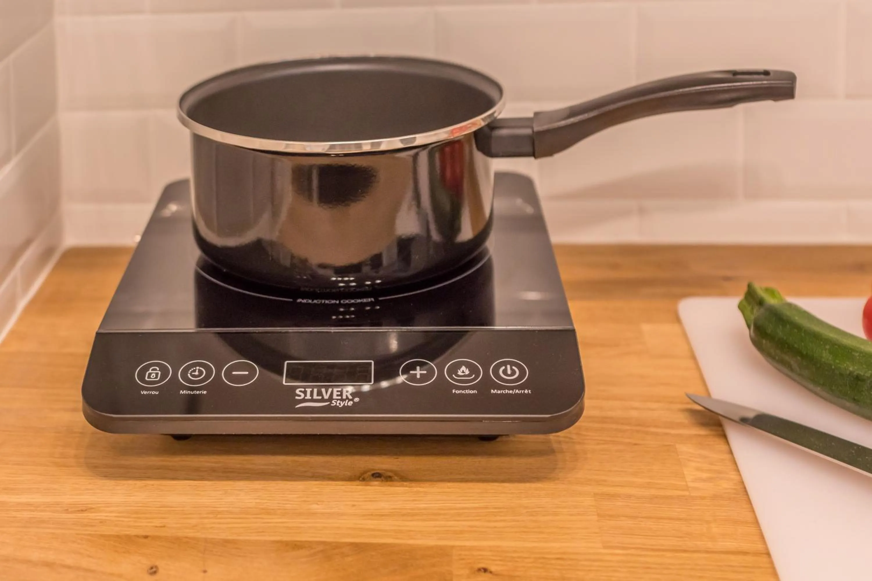 stove in WS Champs-Elysées - Colomb