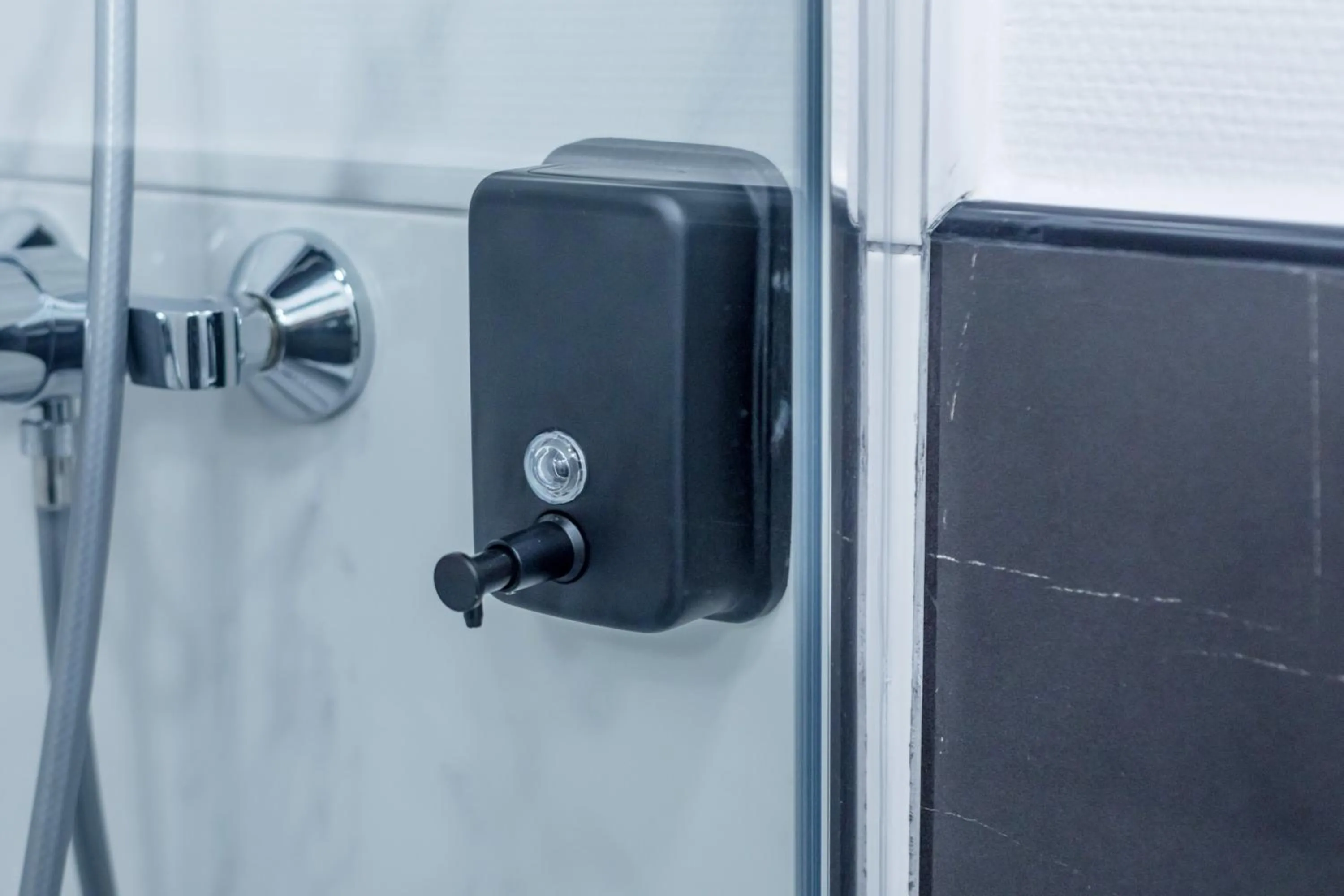 Bathroom in WS Champs-Elysées - Colomb