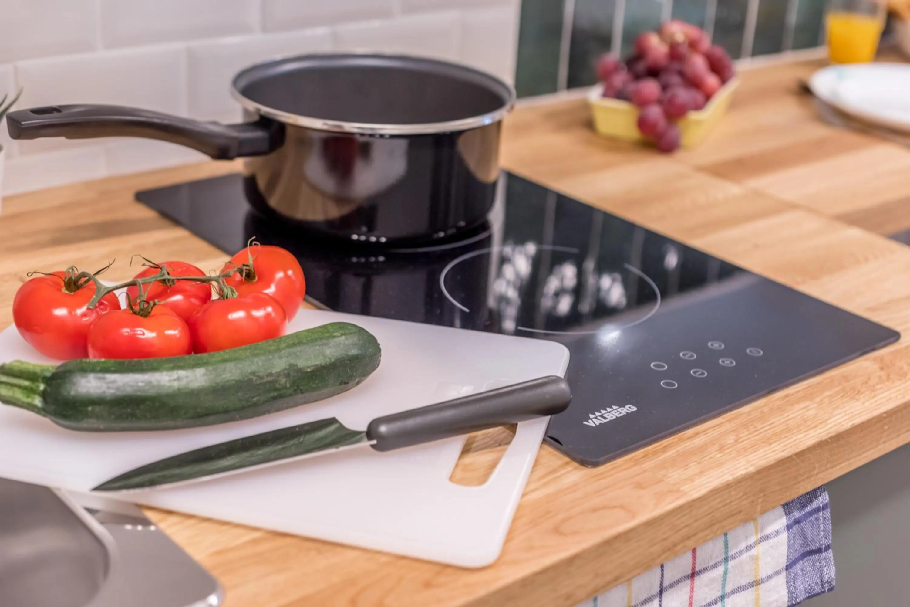 Kitchen or kitchenette in WS Champs-Elysées - Colomb