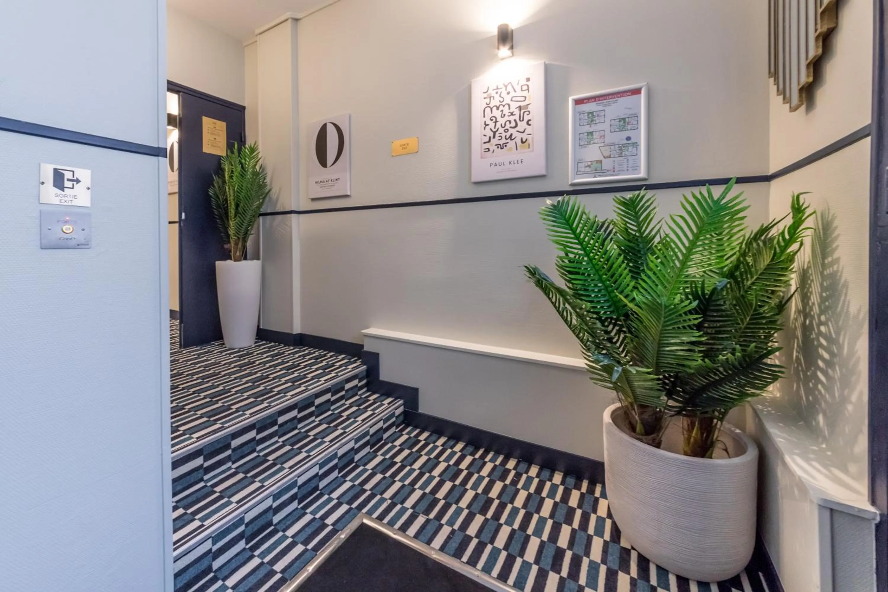 Lobby or reception in WS Champs-Elysées - Colomb