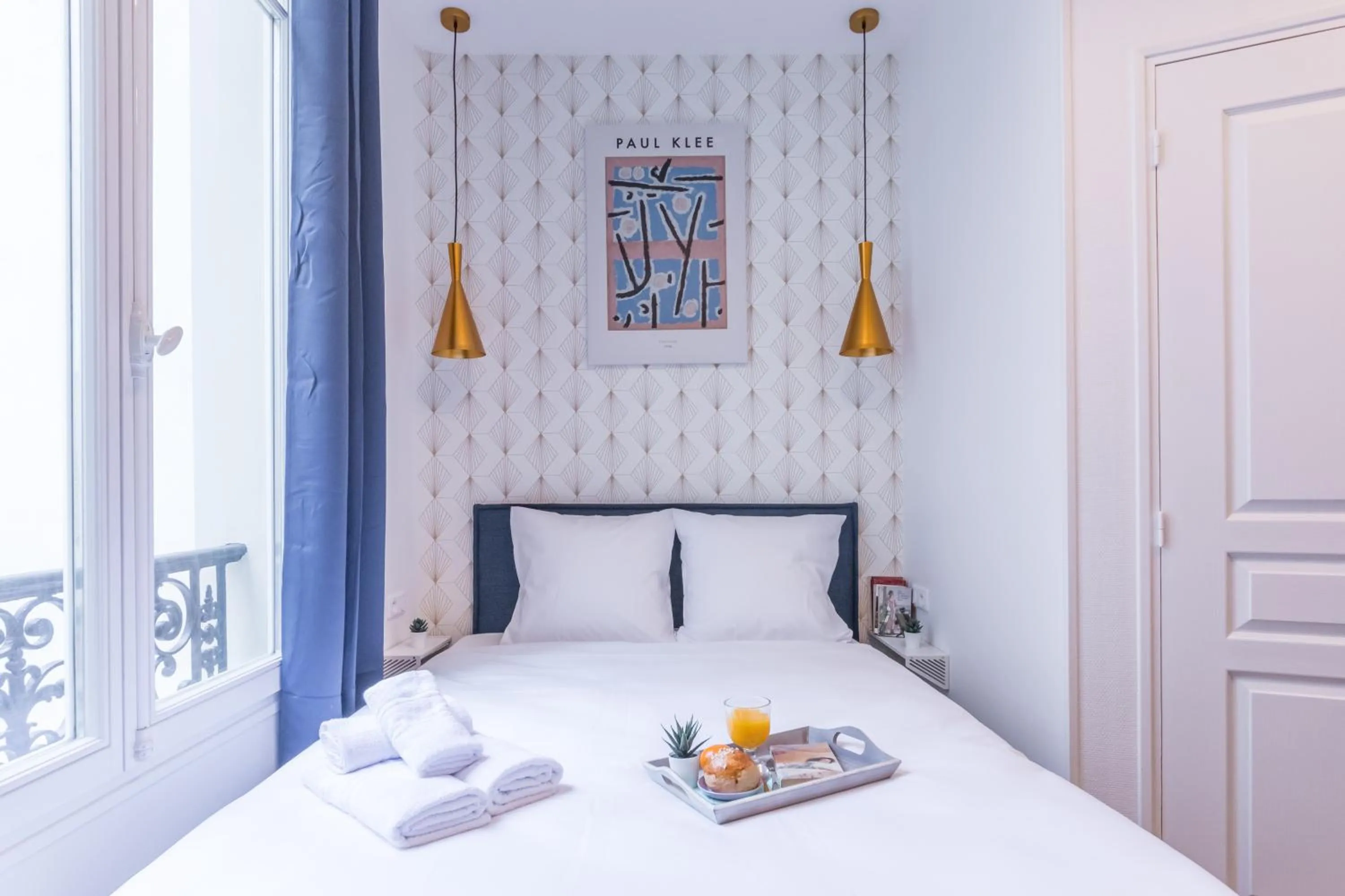 Bedroom, Bed in WS Champs-Elysées - Colomb