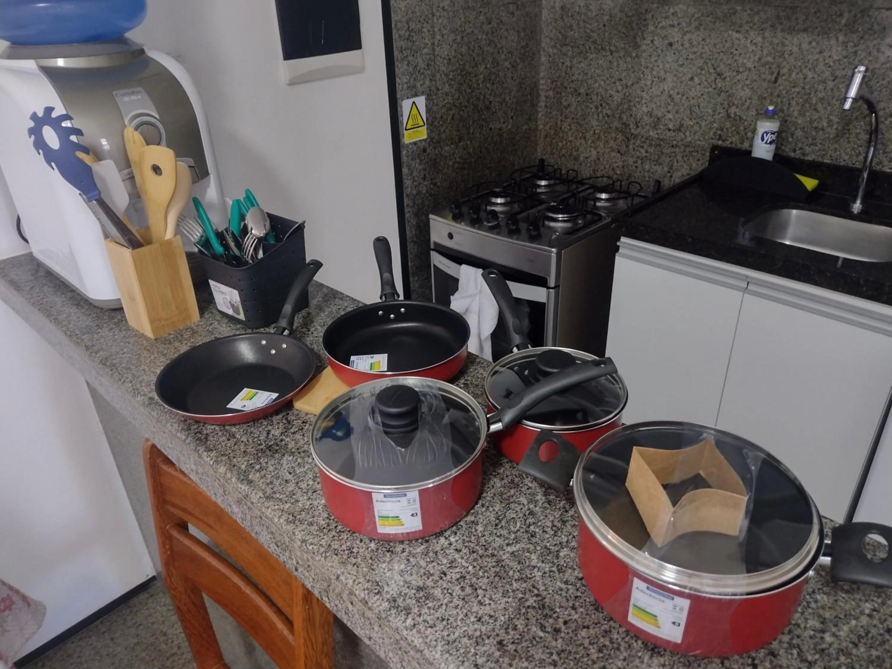 Communal kitchen in Via Venetto Flat próximo a feirinha da beira-mar Fortaleza