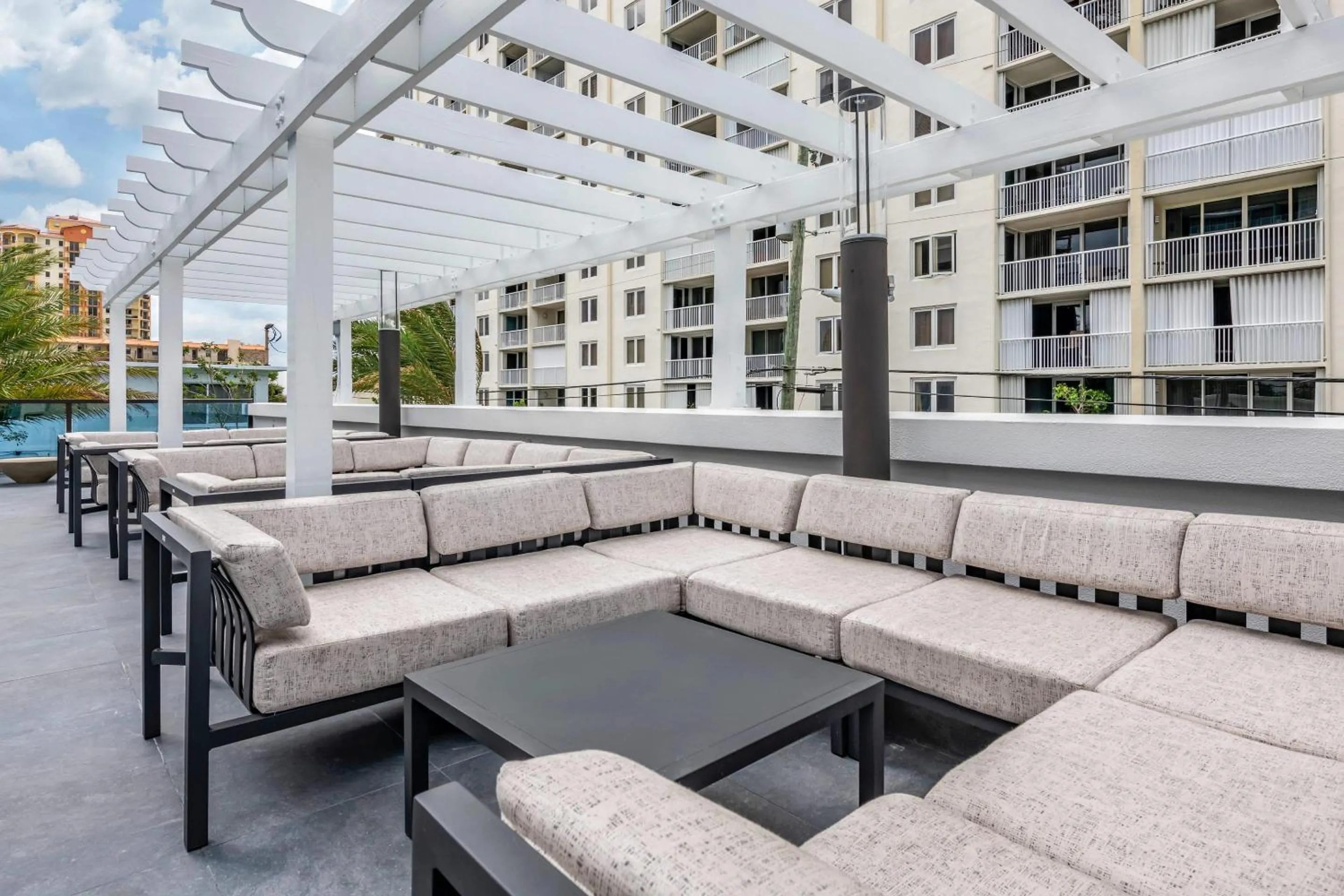 Swimming pool in Cambria Hotel Fort Lauderdale Beach