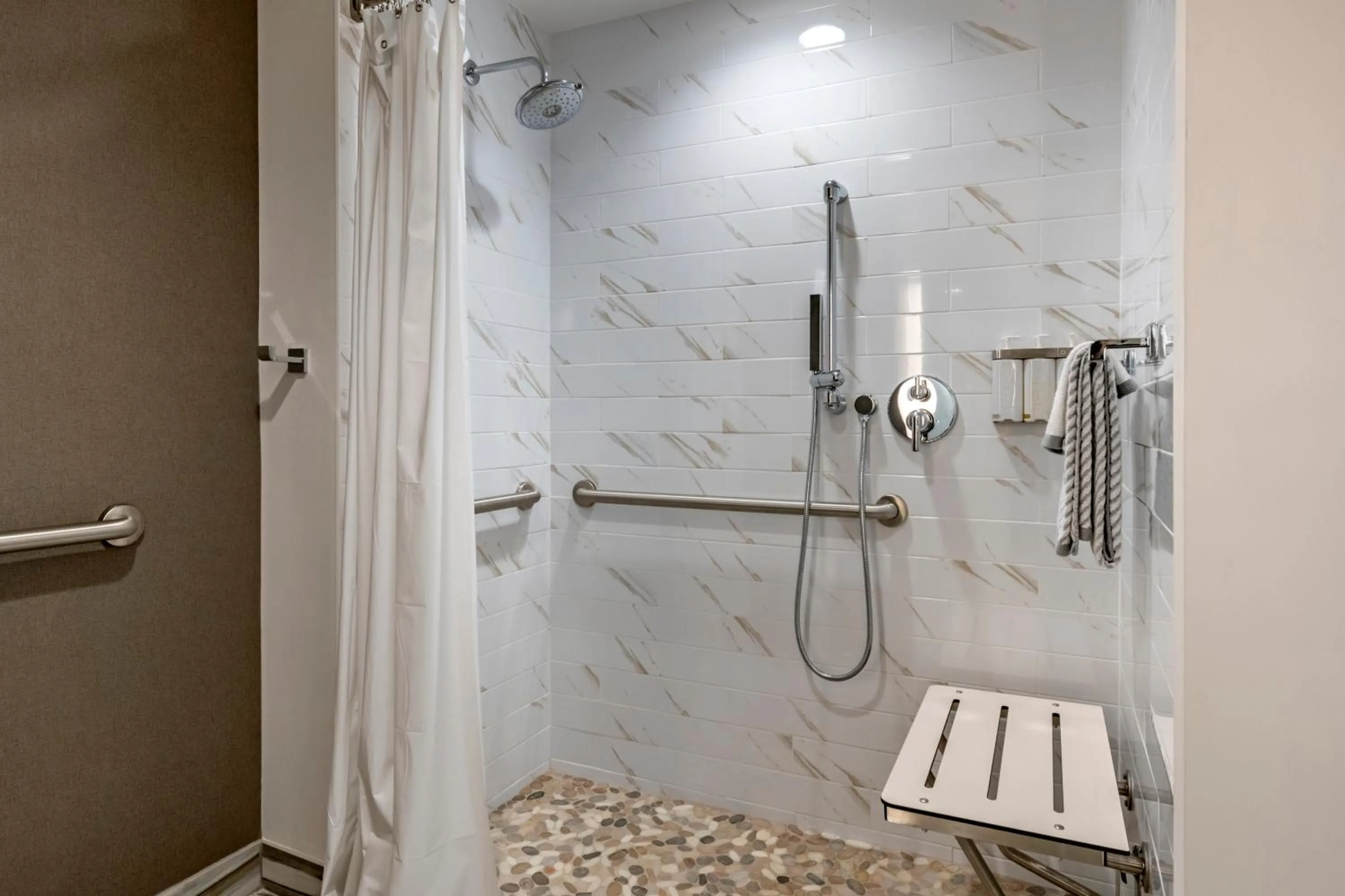 Cambria Hotel Fort Lauderdale Beach