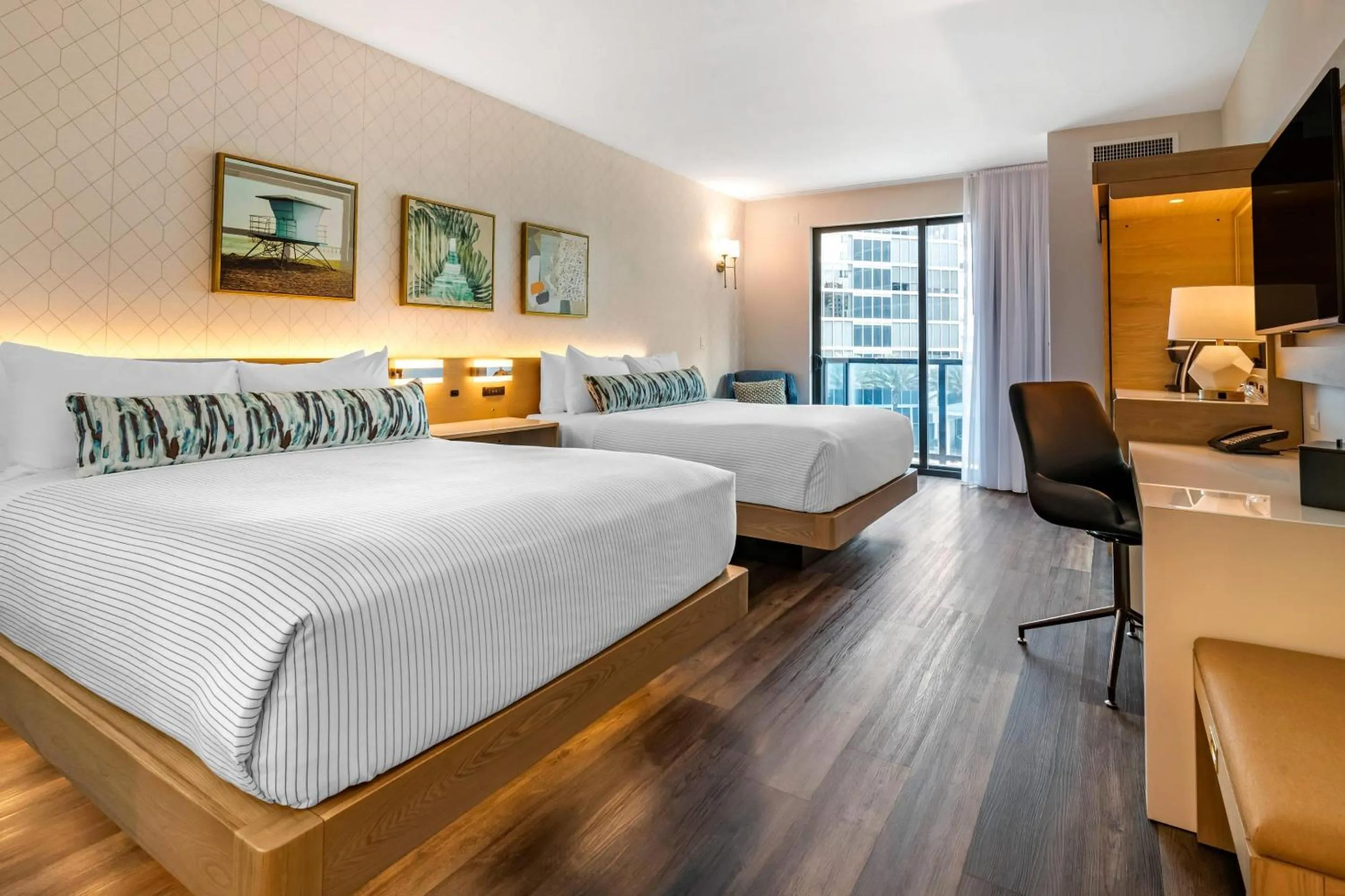 Bedroom, Bed in Cambria Hotel Fort Lauderdale Beach