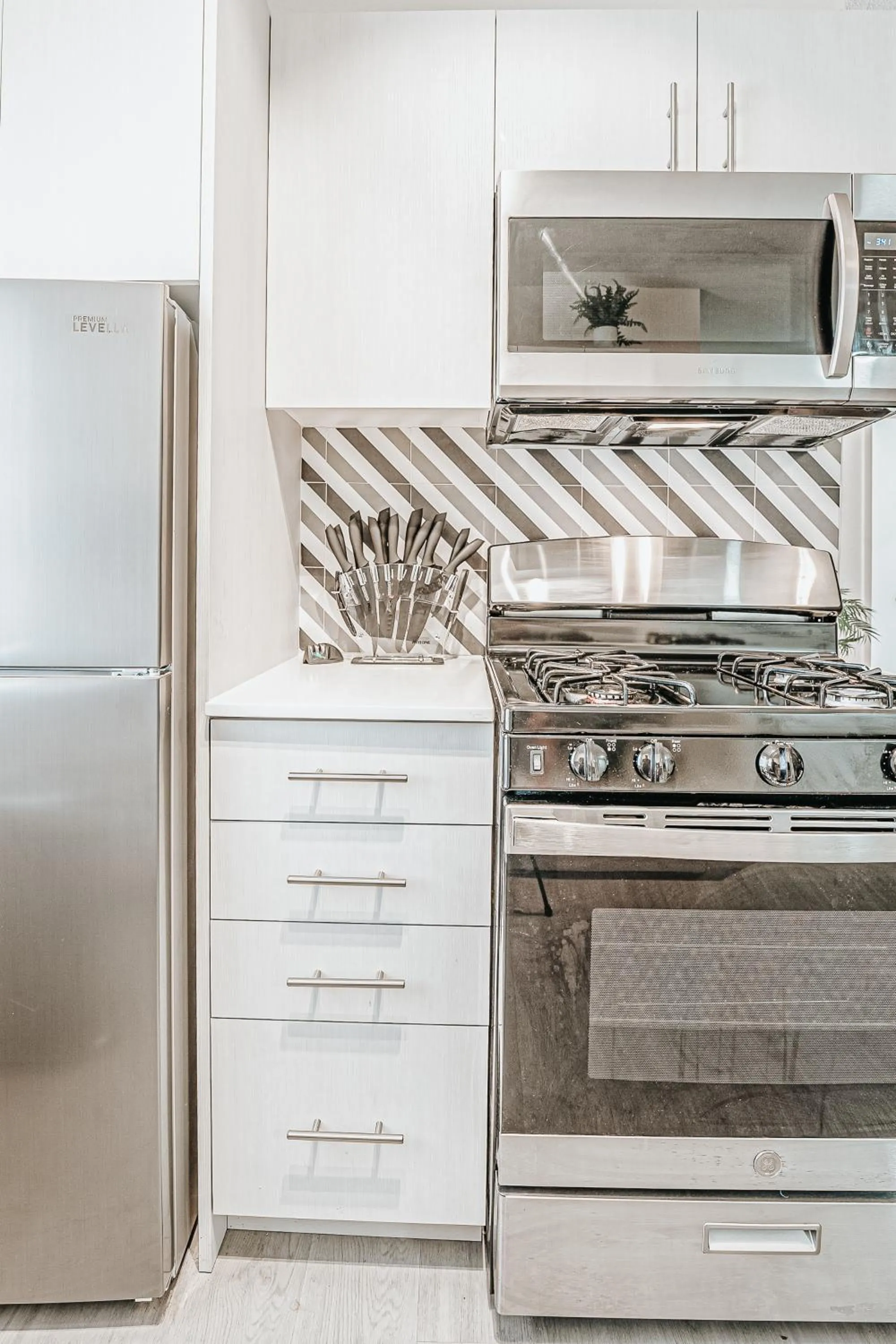 Kitchen or kitchenette in PRAIA Hotel Boutique & Apartments Miami Beach