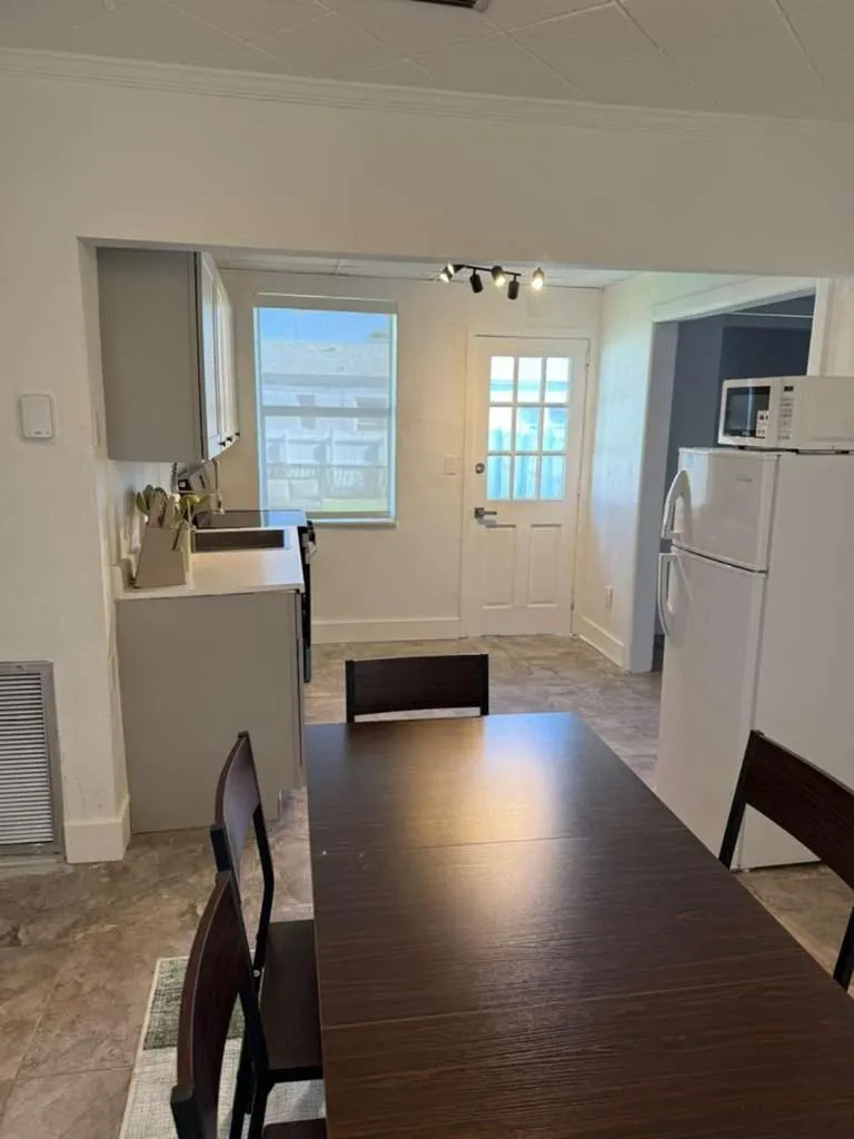 Kitchen or kitchenette in PRAIA Hotel Hollywood