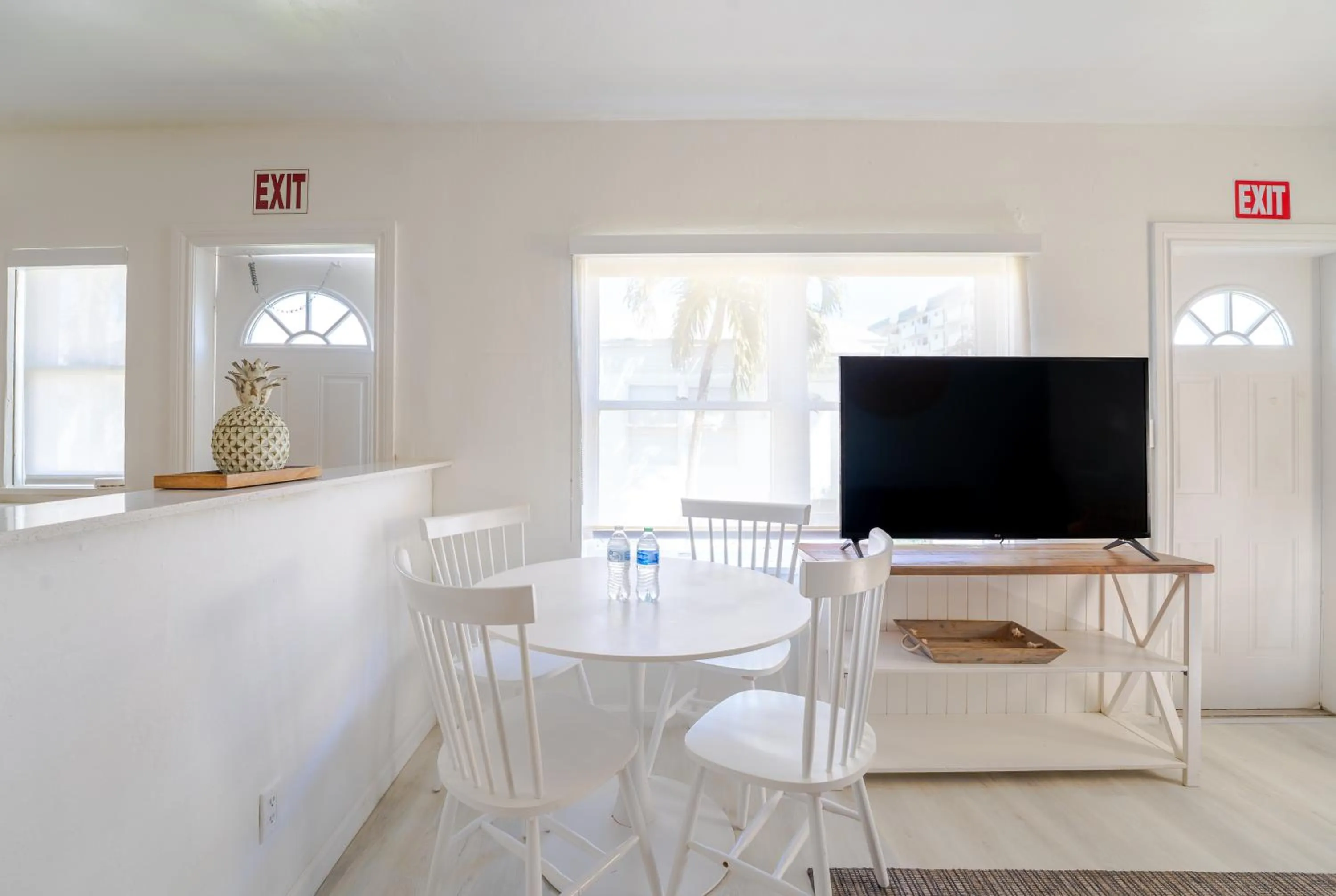 TV and multimedia in PRAIA Hotel Hollywood