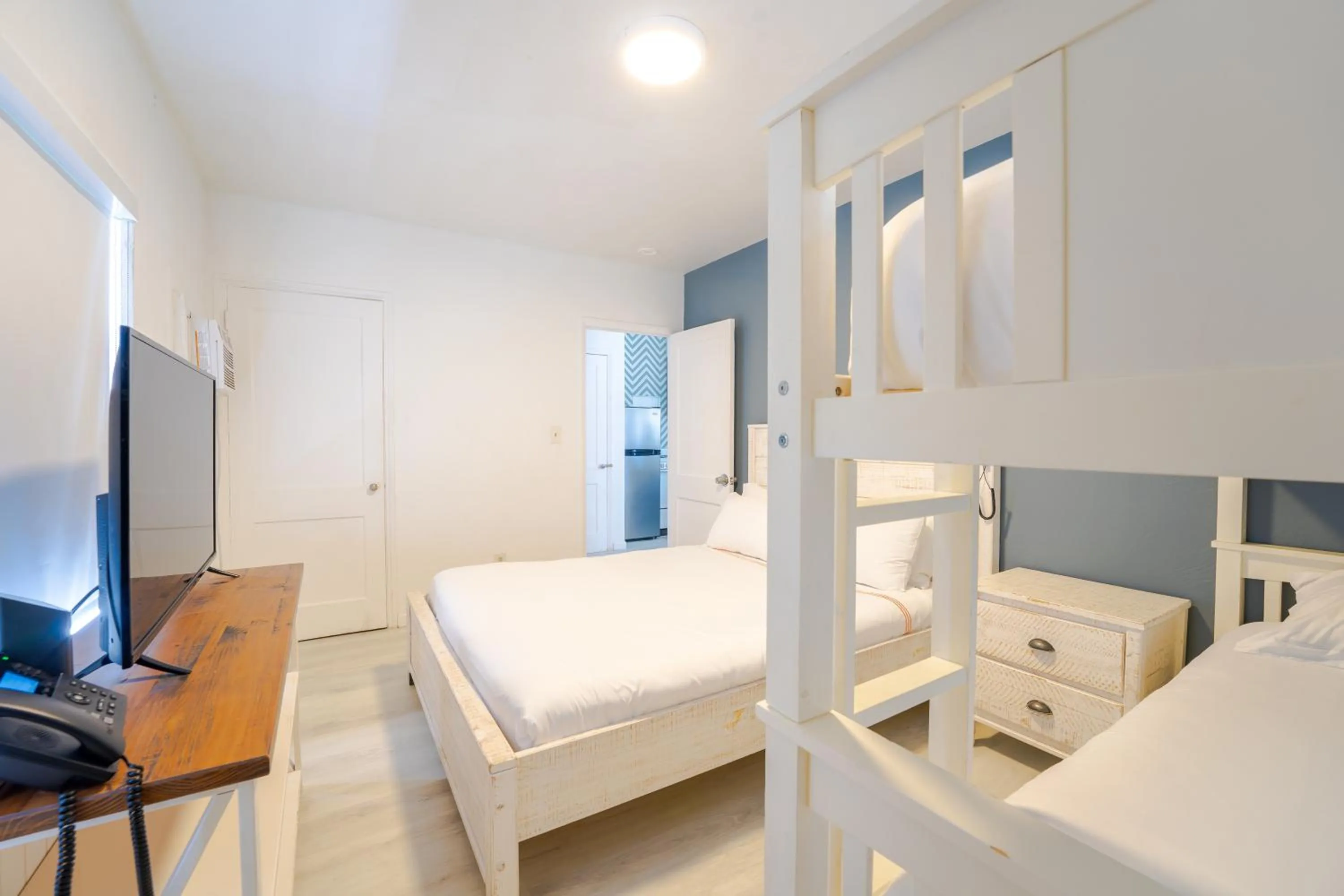 Bed in PRAIA Hotel Hollywood