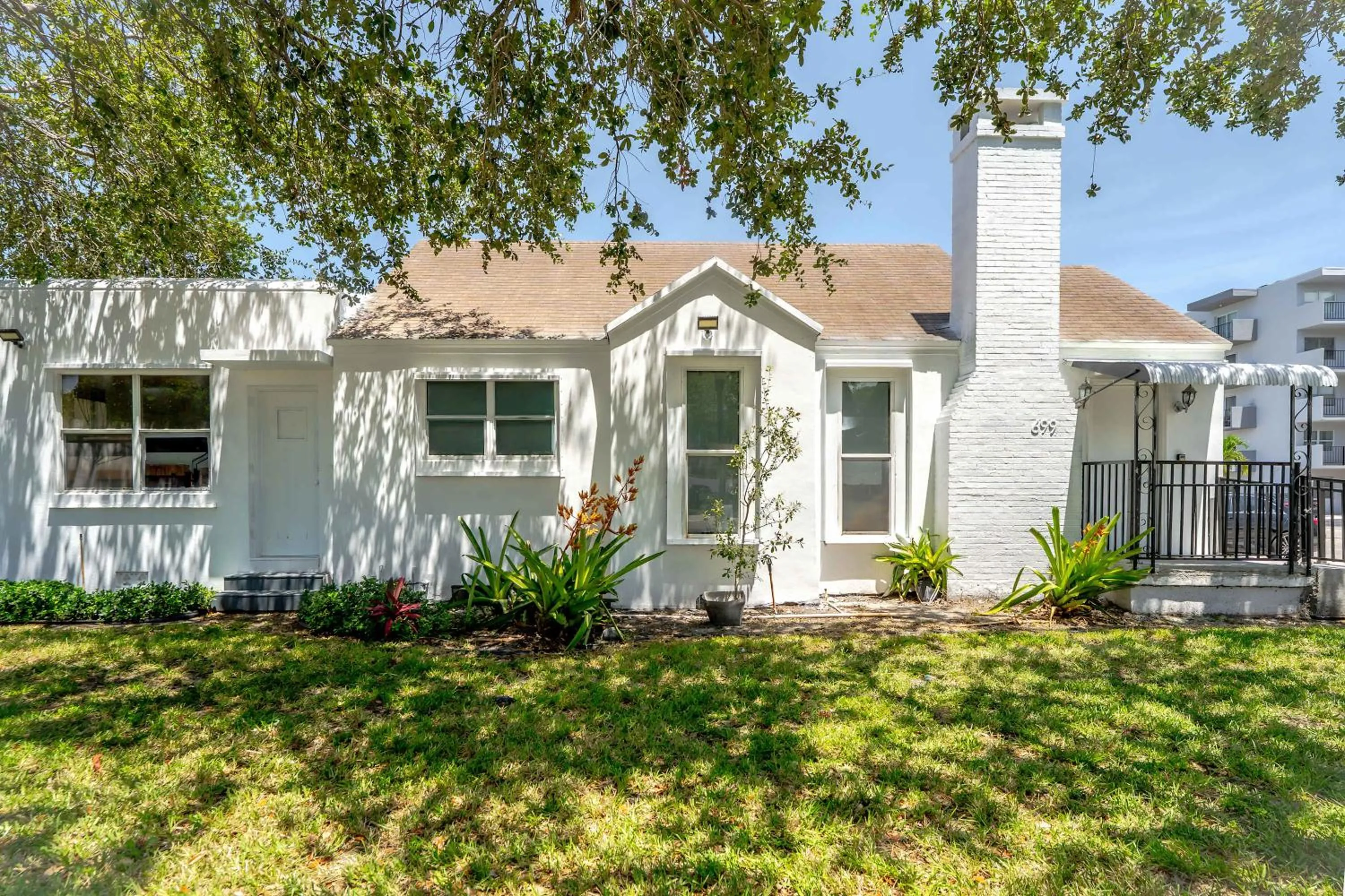 Garden in PRAIA Hotel Hollywood