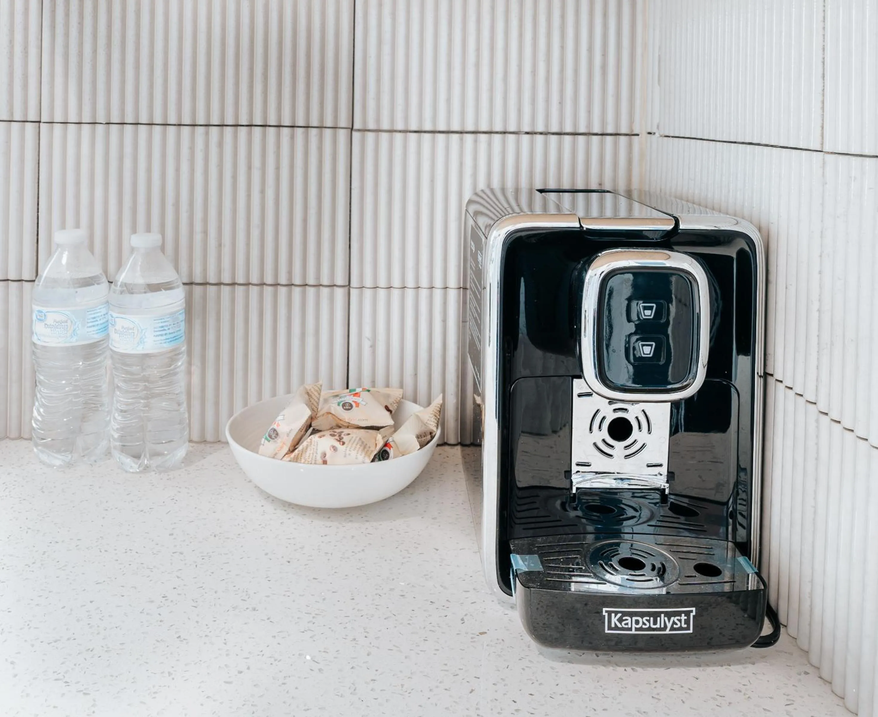 Coffee/tea facilities in PRAIA Hotel Hollywood