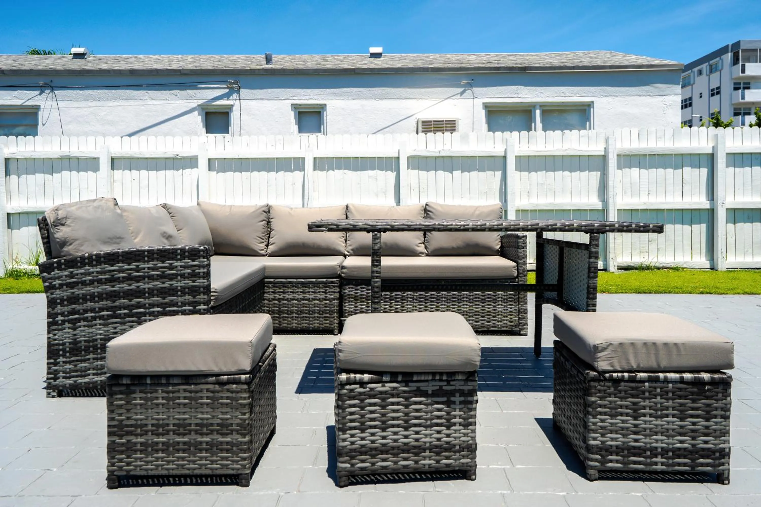 Patio in PRAIA Hotel Hollywood