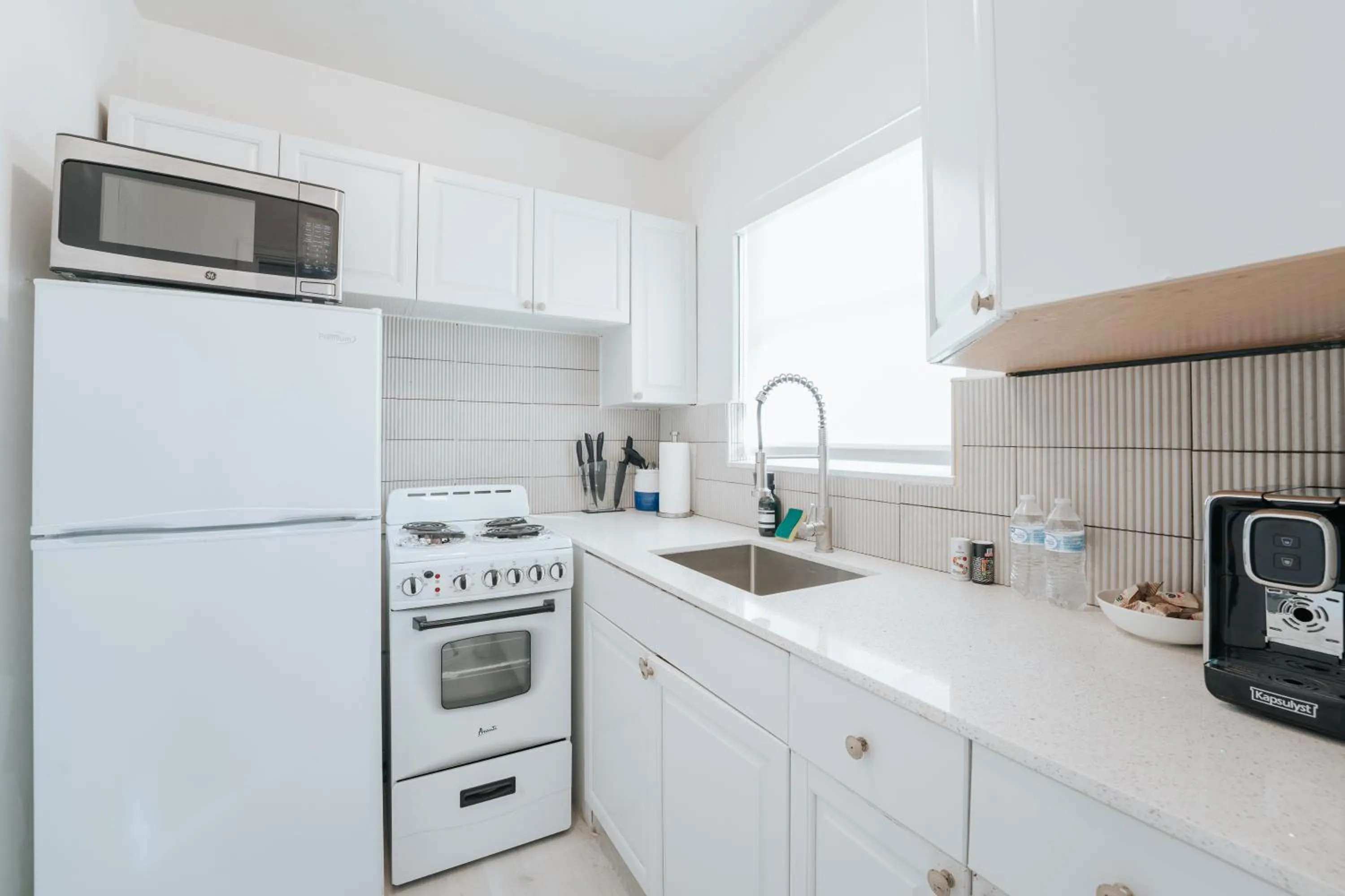 Coffee/tea facilities in PRAIA Hotel Hollywood