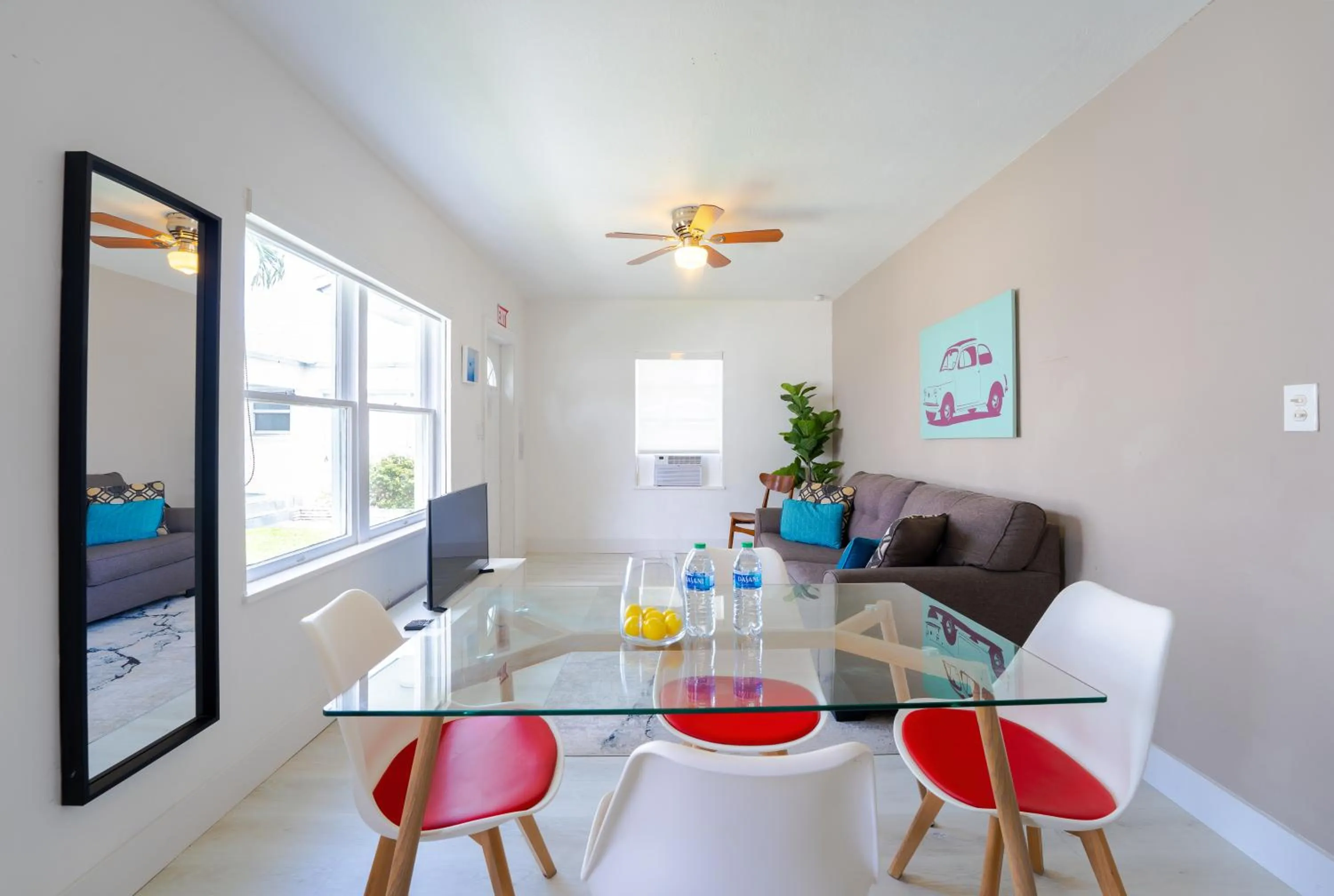 Living room in PRAIA Hotel Hollywood