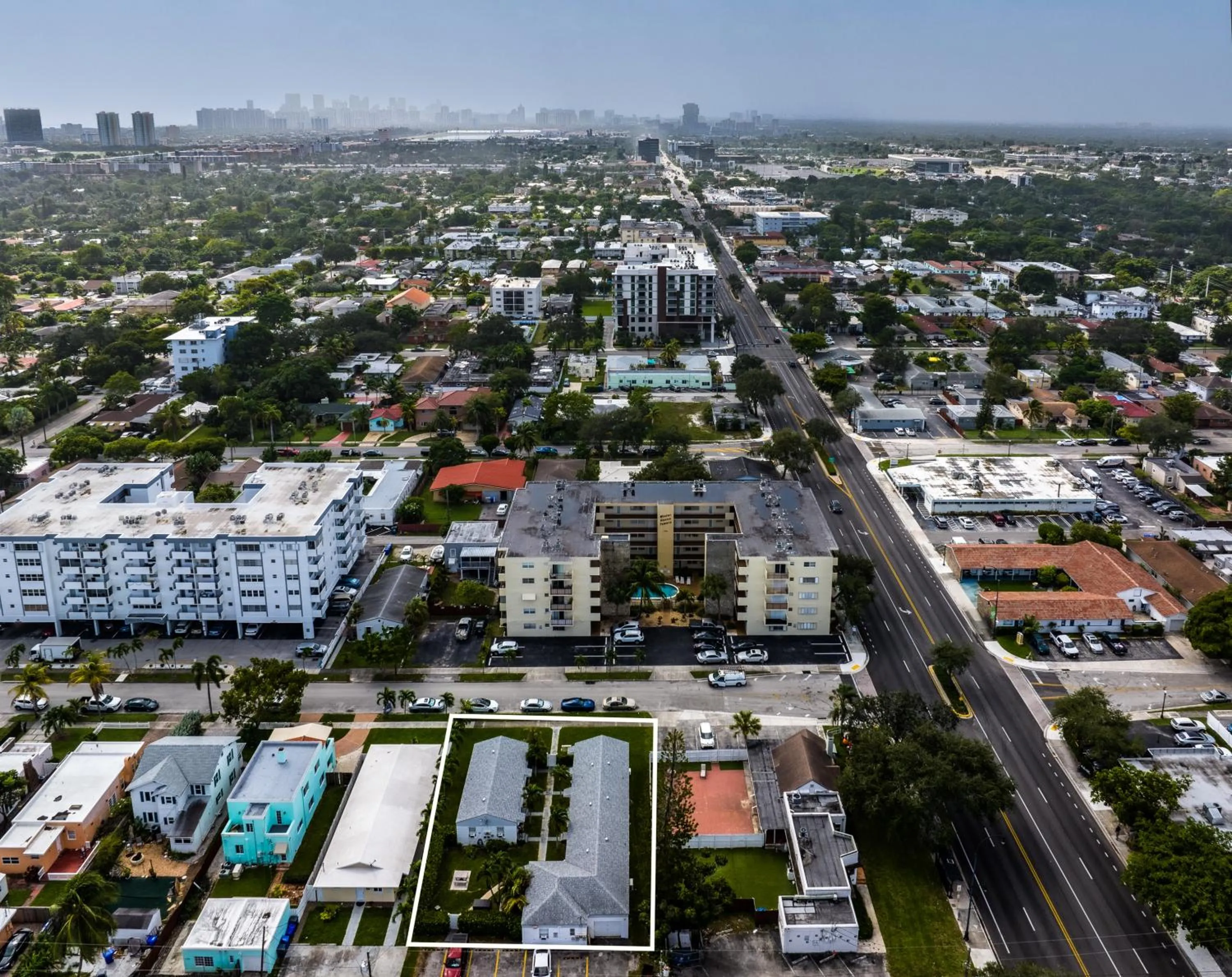 City view in PRAIA Hotel Hollywood