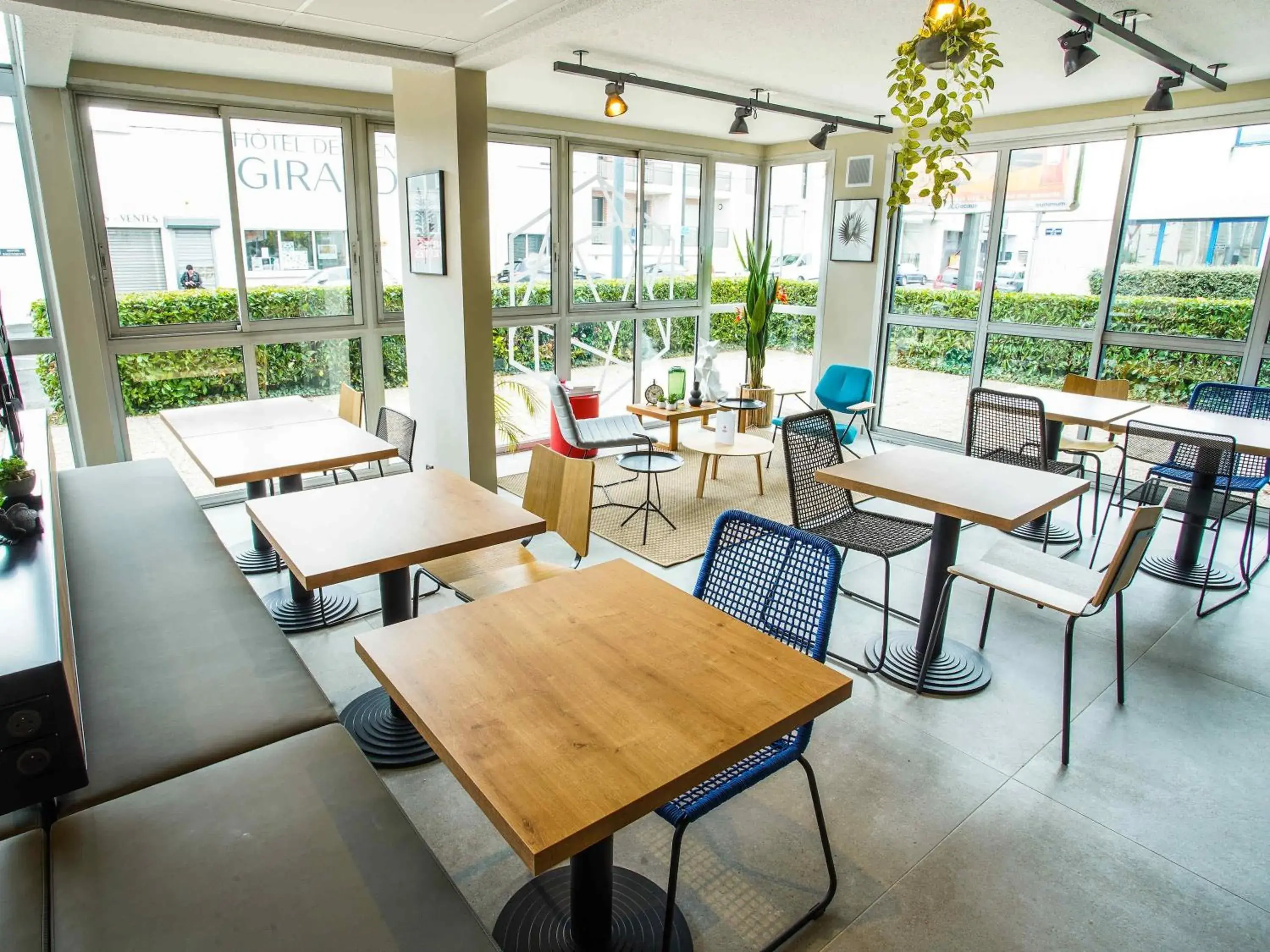 Restaurant/places to eat in Ibis Tours Centre Giraudeau Restaurant/places to eat in Ibis Tours Centre Giraudeau