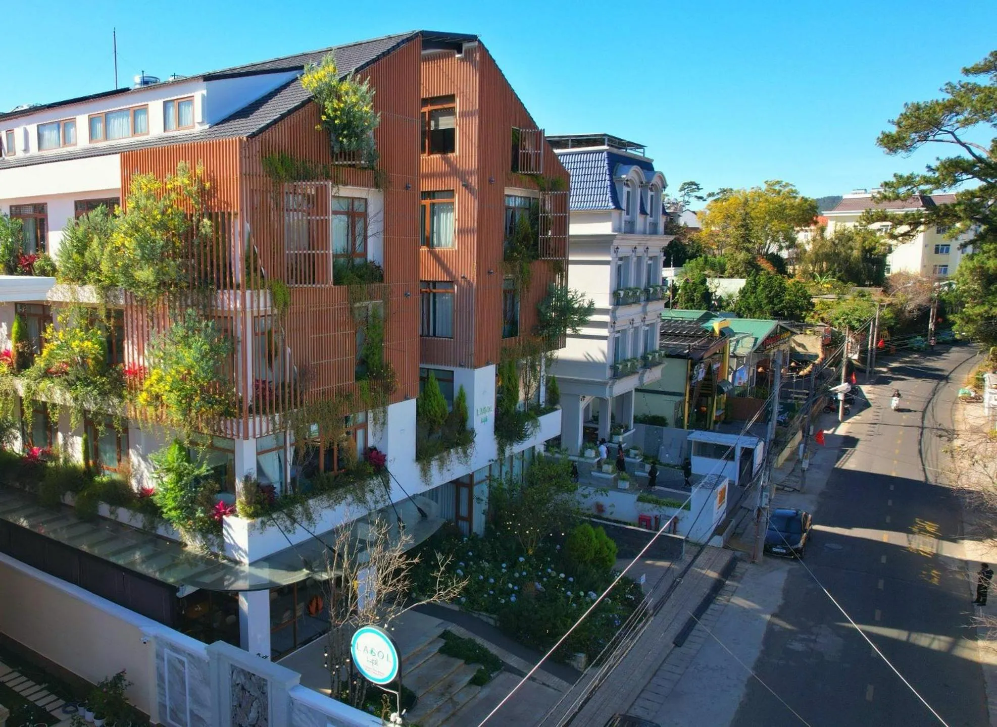 Property building in Lasol Boutique Hotel