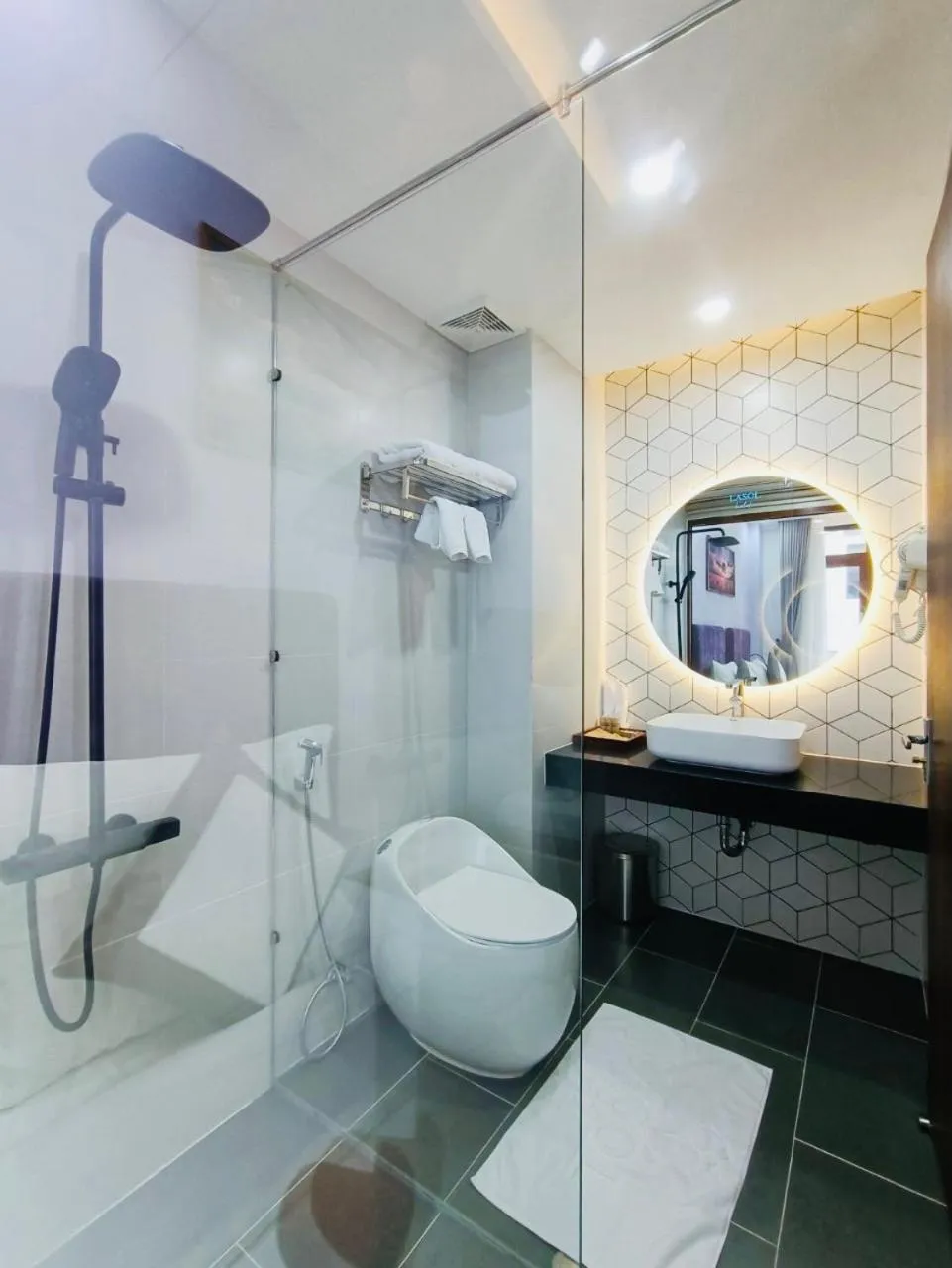 Bathroom in Lasol Boutique Hotel