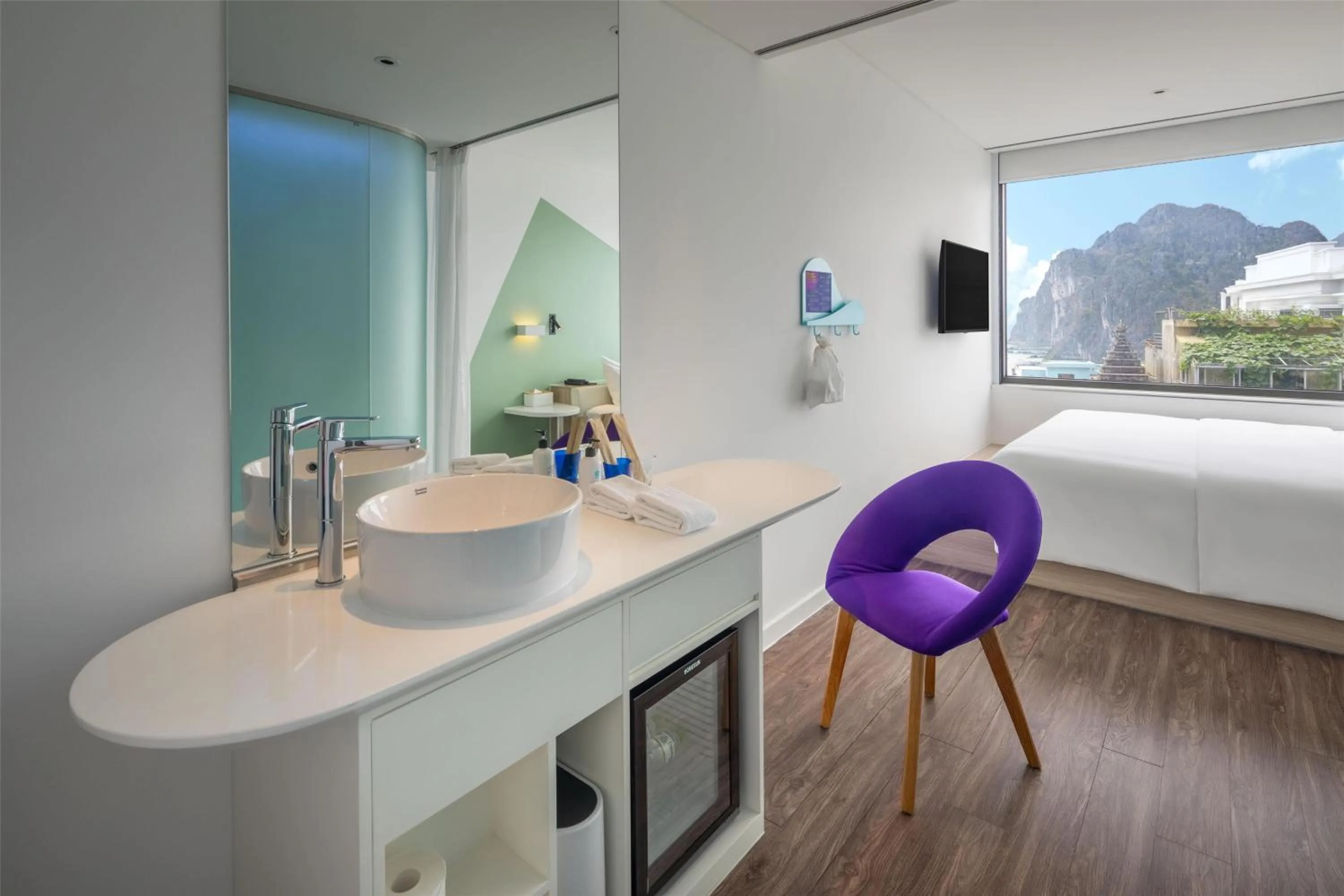 Bed in Tru by Hilton Ha Long Hon Gai Centre