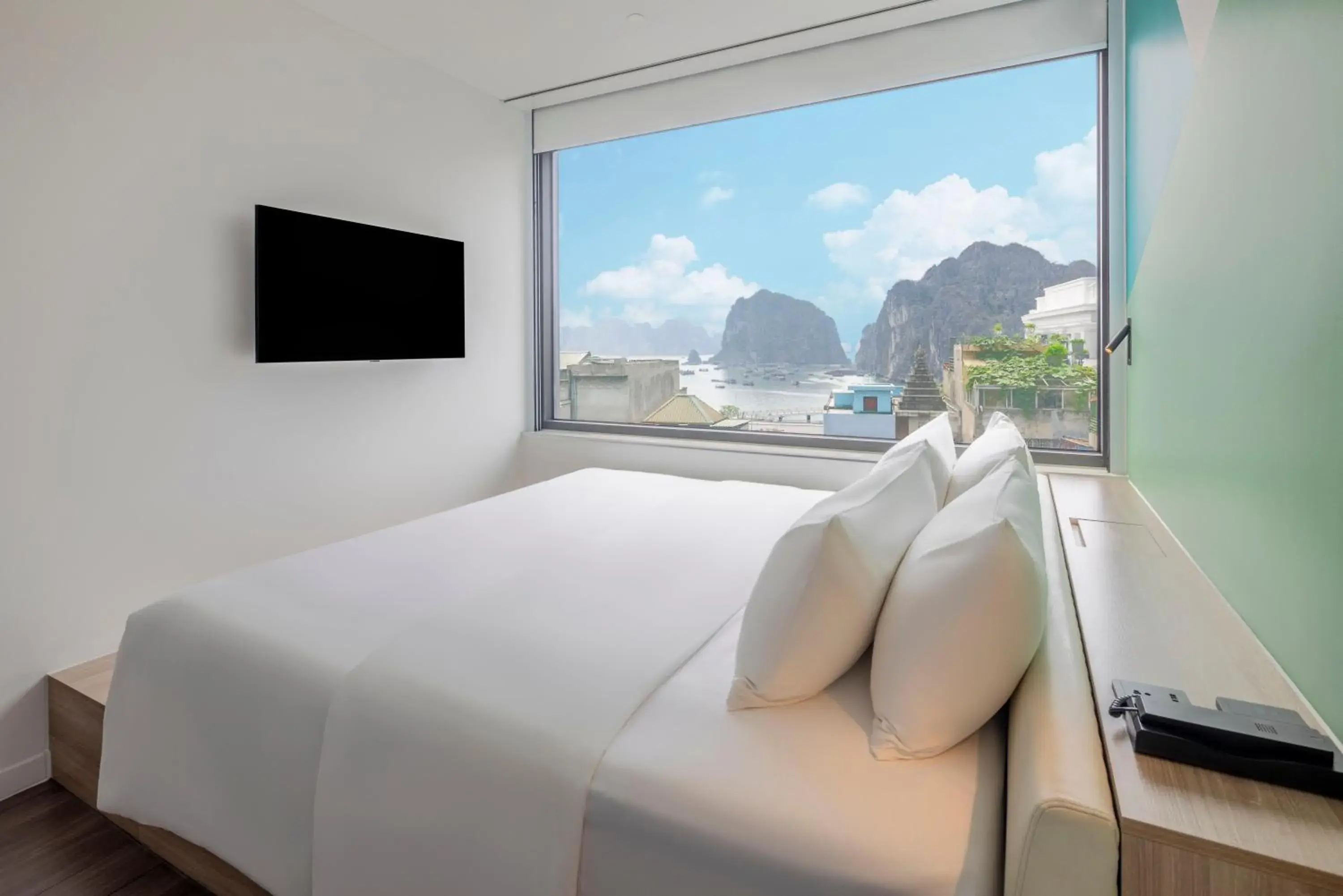 Bed in Tru by Hilton Ha Long Hon Gai Centre Bed in Tru by Hilton Ha Long Hon Gai Centre