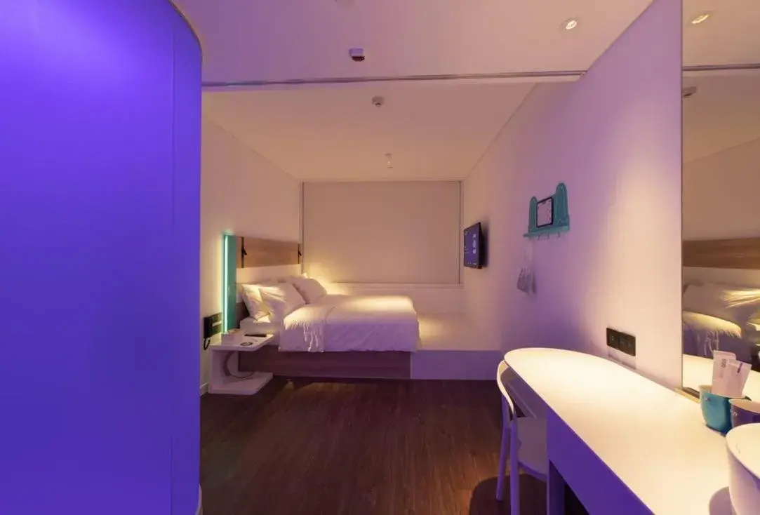 Bedroom, Bed in SOJO Hotel Hoa Binh Bedroom, Bed in SOJO Hotel Hoa Binh