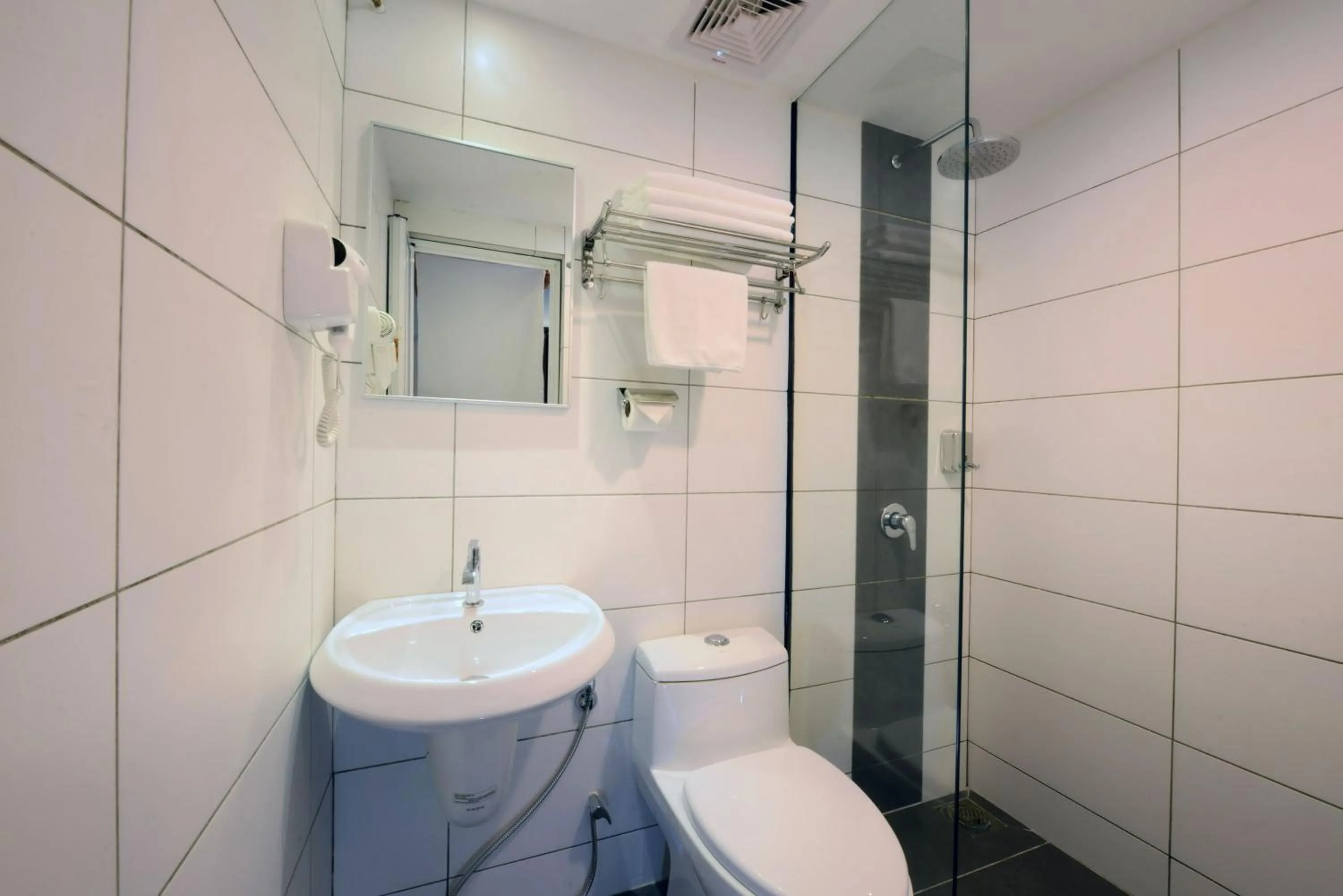 Bathroom in Season Inn Langkawi Motel