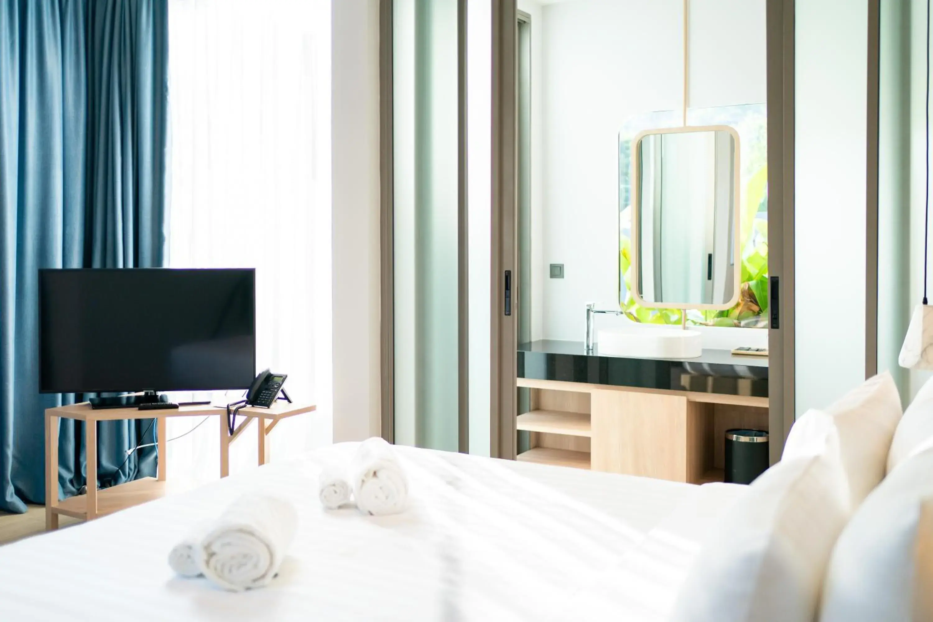 Bed in Panwaburi Beachfront Resort - SHA Extra Plus Bed in Panwaburi Beachfront Resort - SHA Extra Plus