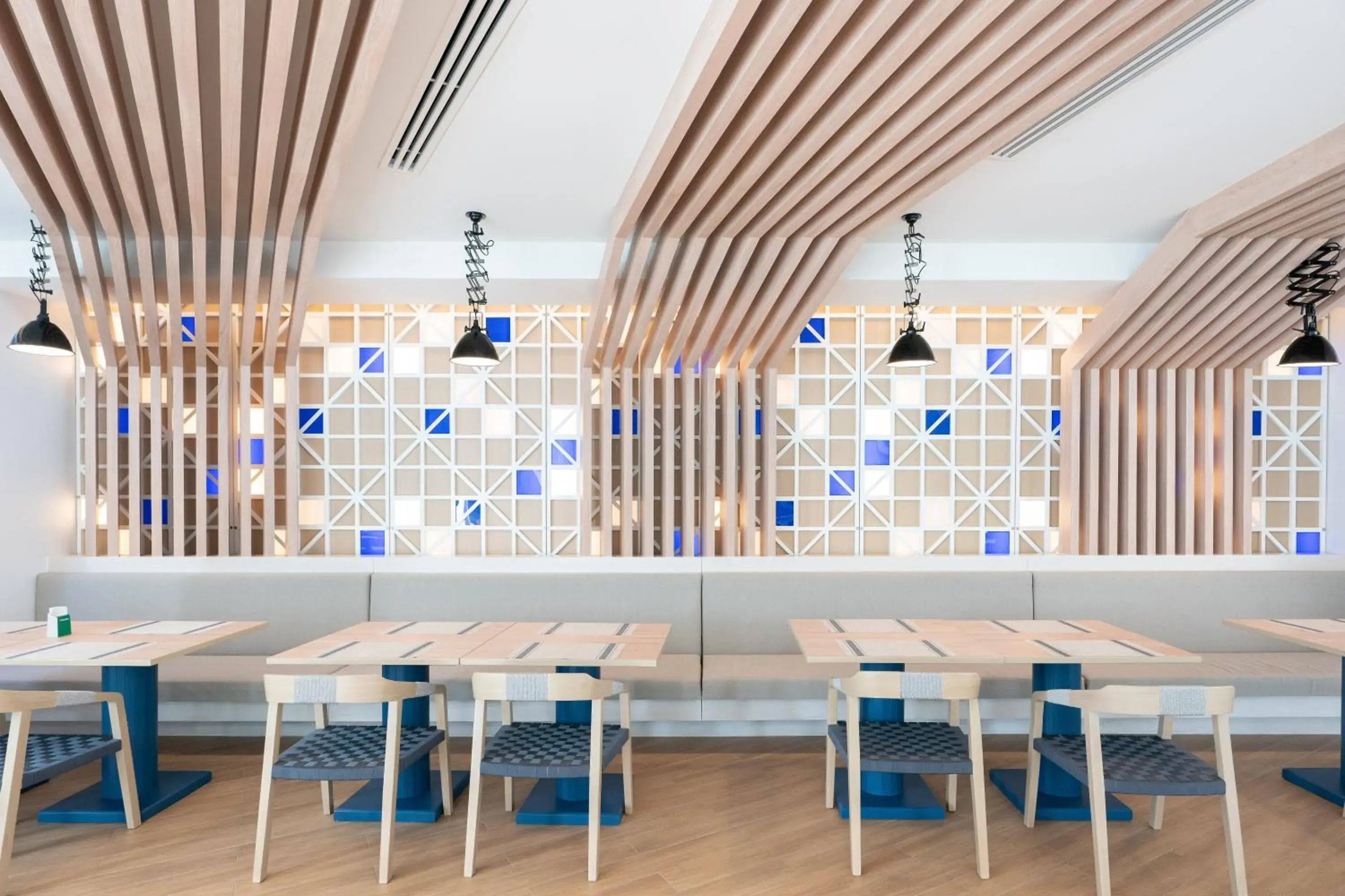 Restaurant/places to eat in Panwaburi Beachfront Resort - SHA Extra Plus Restaurant/places to eat in Panwaburi Beachfront Resort - SHA Extra Plus