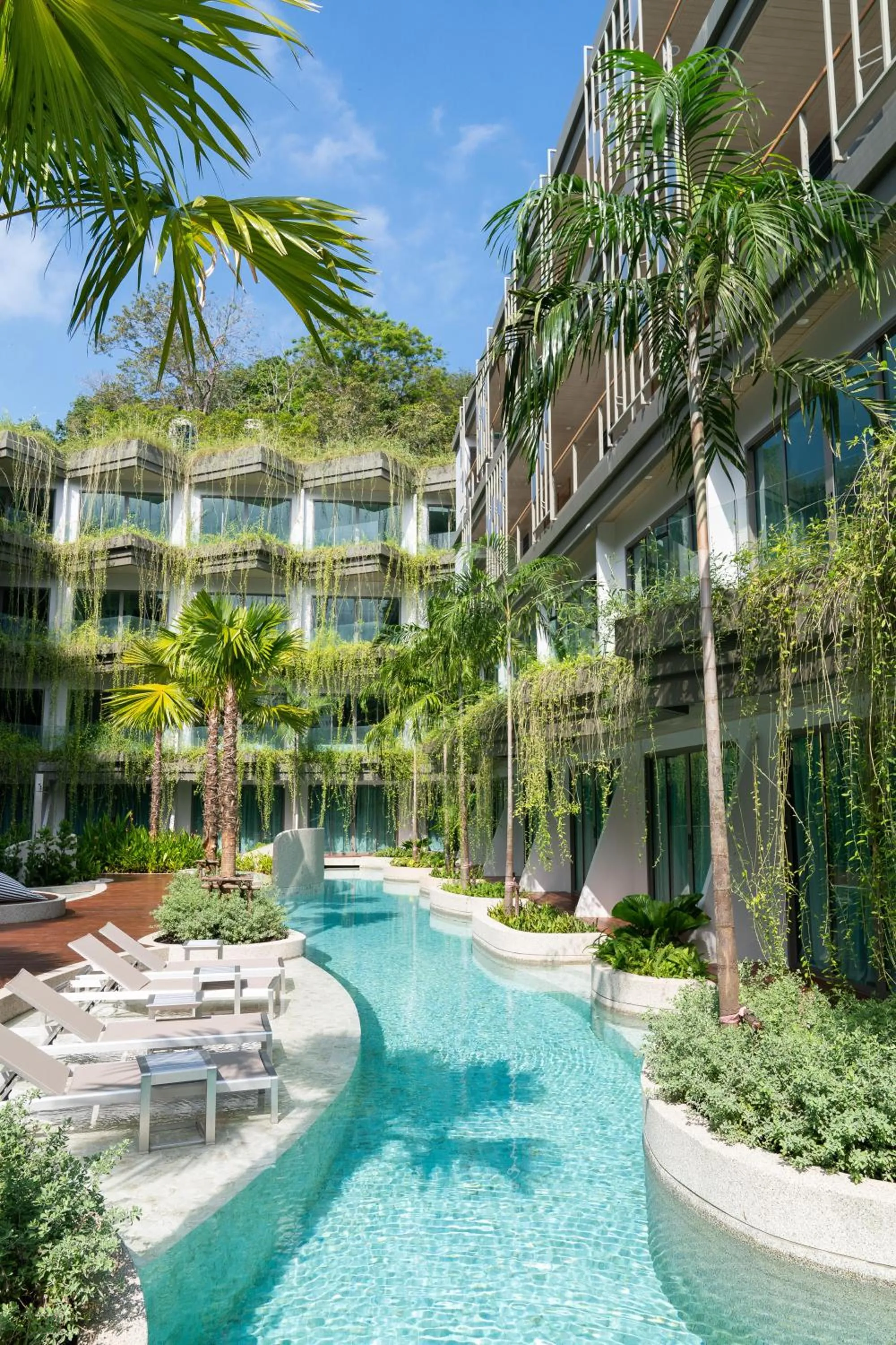 Property building in Panwaburi Beachfront Resort - SHA Extra Plus