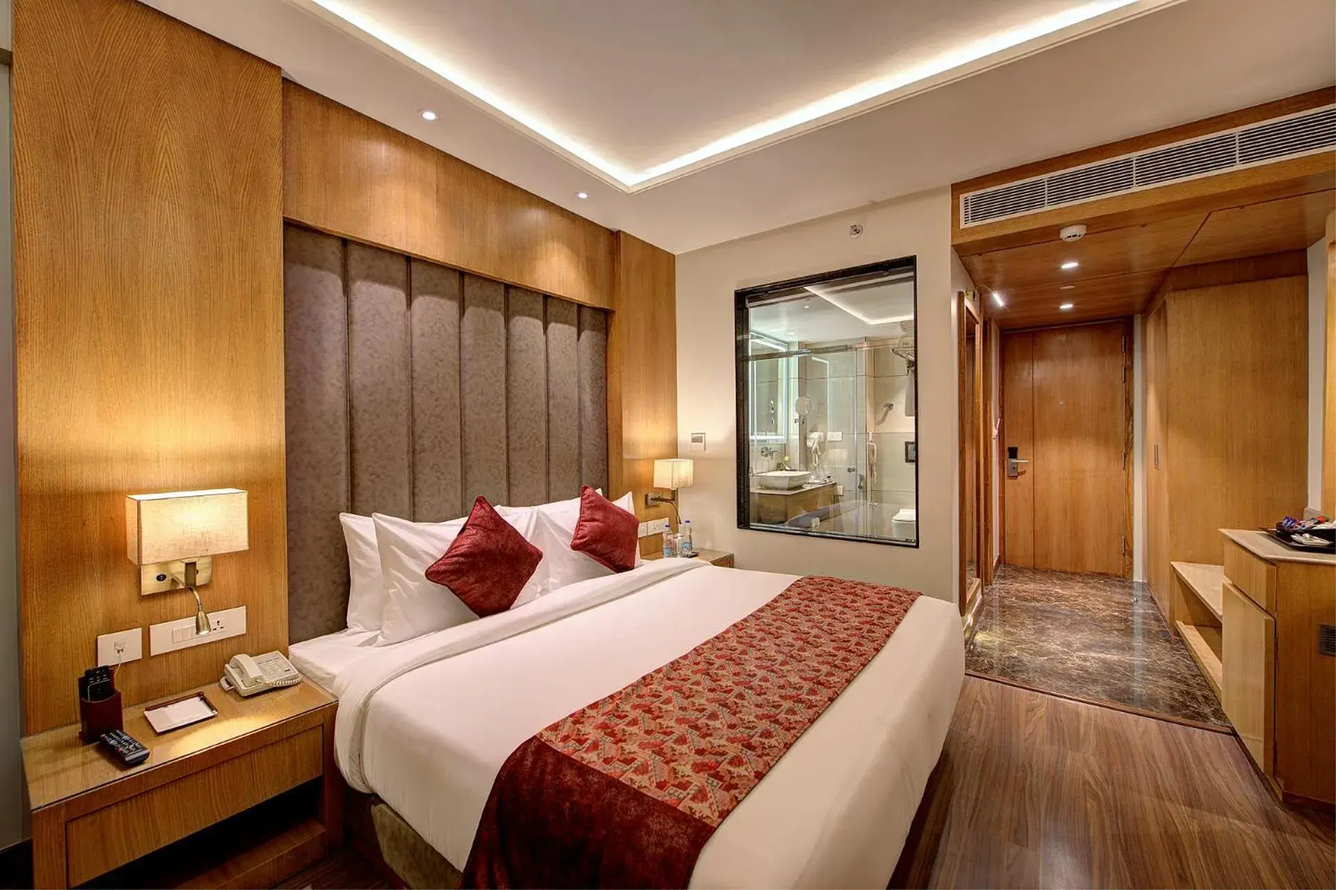 Bed in Best Western Plus Revanta Mcleod Ganj Bed in Best Western Plus Revanta Mcleod Ganj