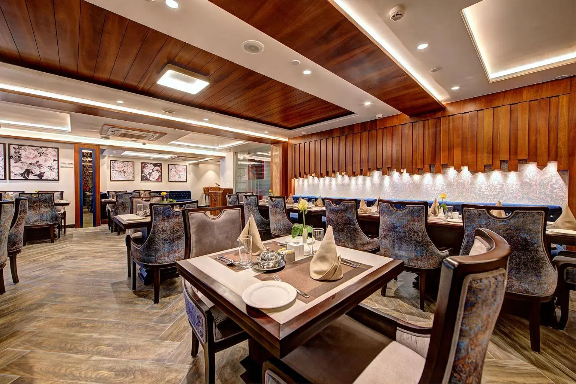 Restaurant/places to eat in Best Western Plus Revanta Mcleod Ganj Restaurant/places to eat in Best Western Plus Revanta Mcleod Ganj