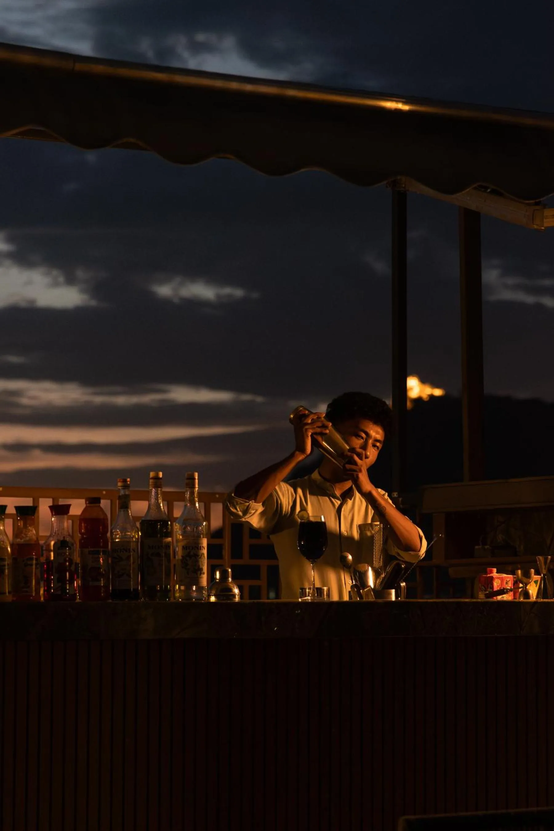 Restaurant/places to eat in Aura Boutique Hotel