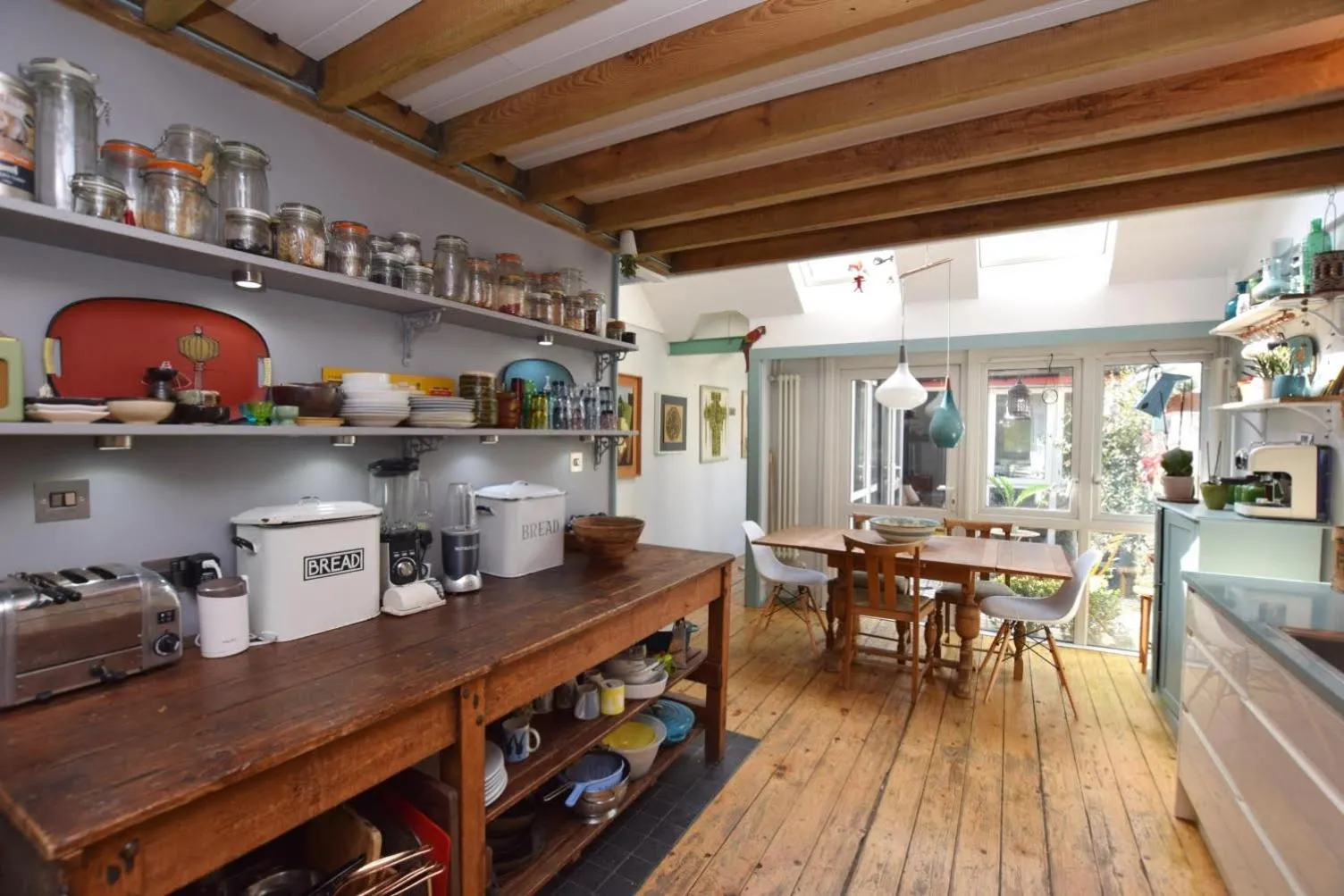 Stylish 3 bed house with parking in Bermondsey, SE1