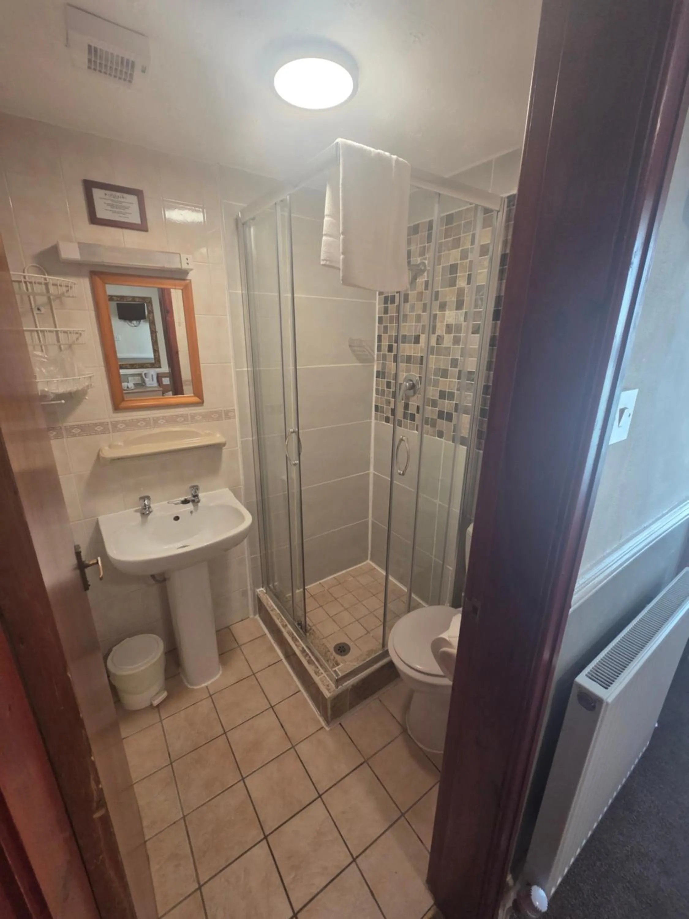 Bathroom in Westholme Hotel