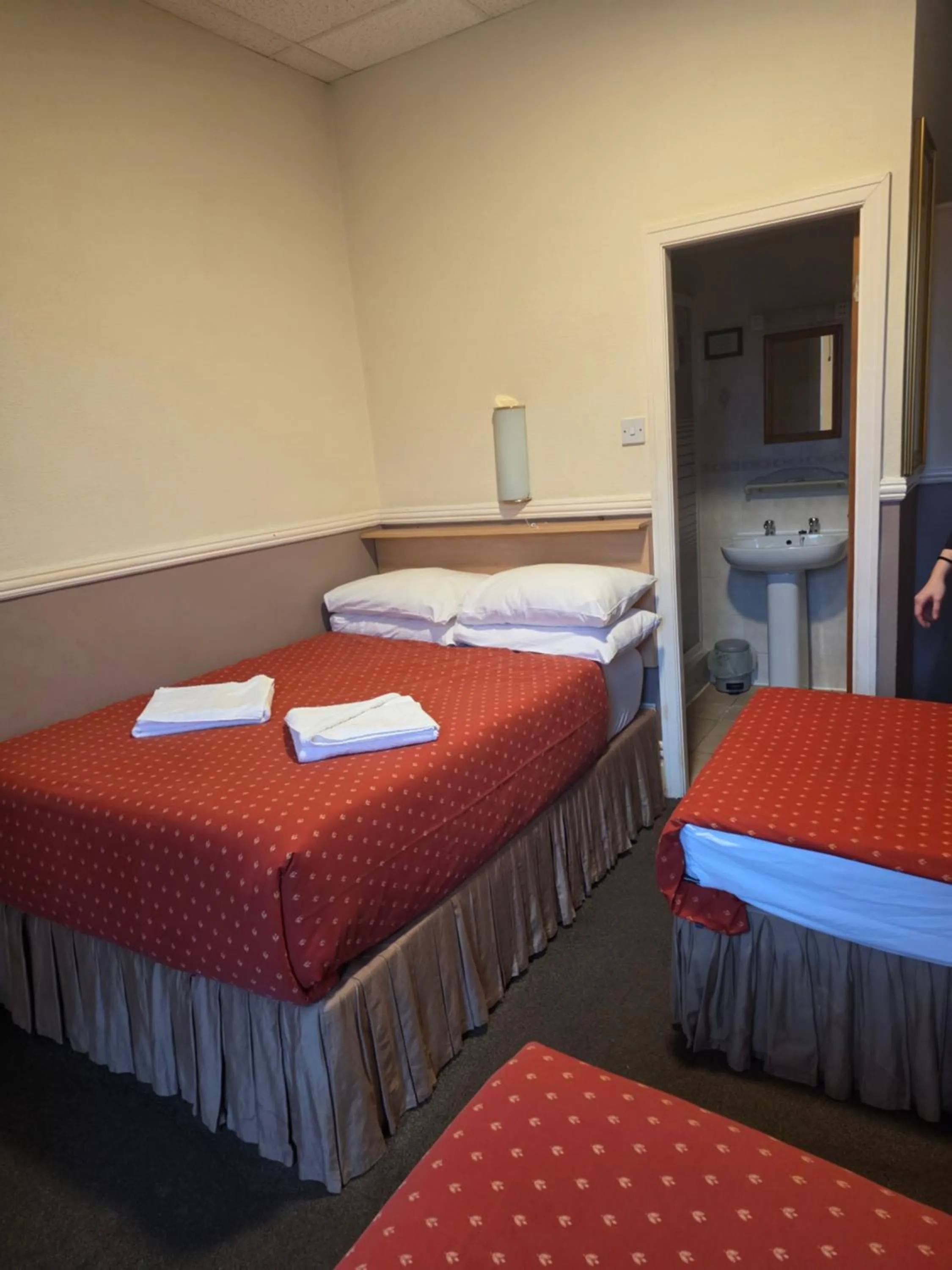 Bed in Westholme Hotel