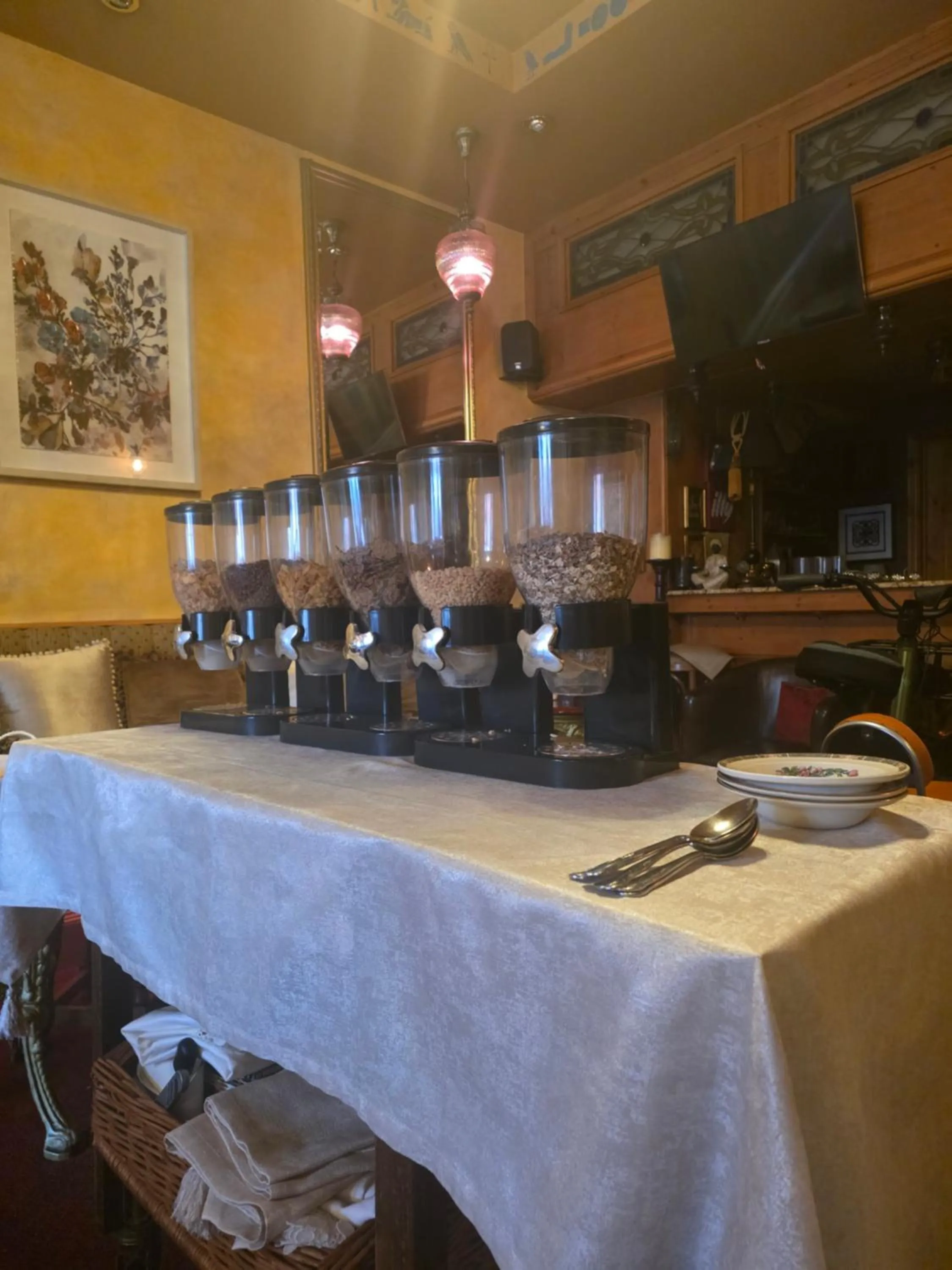 Breakfast in Westholme Hotel