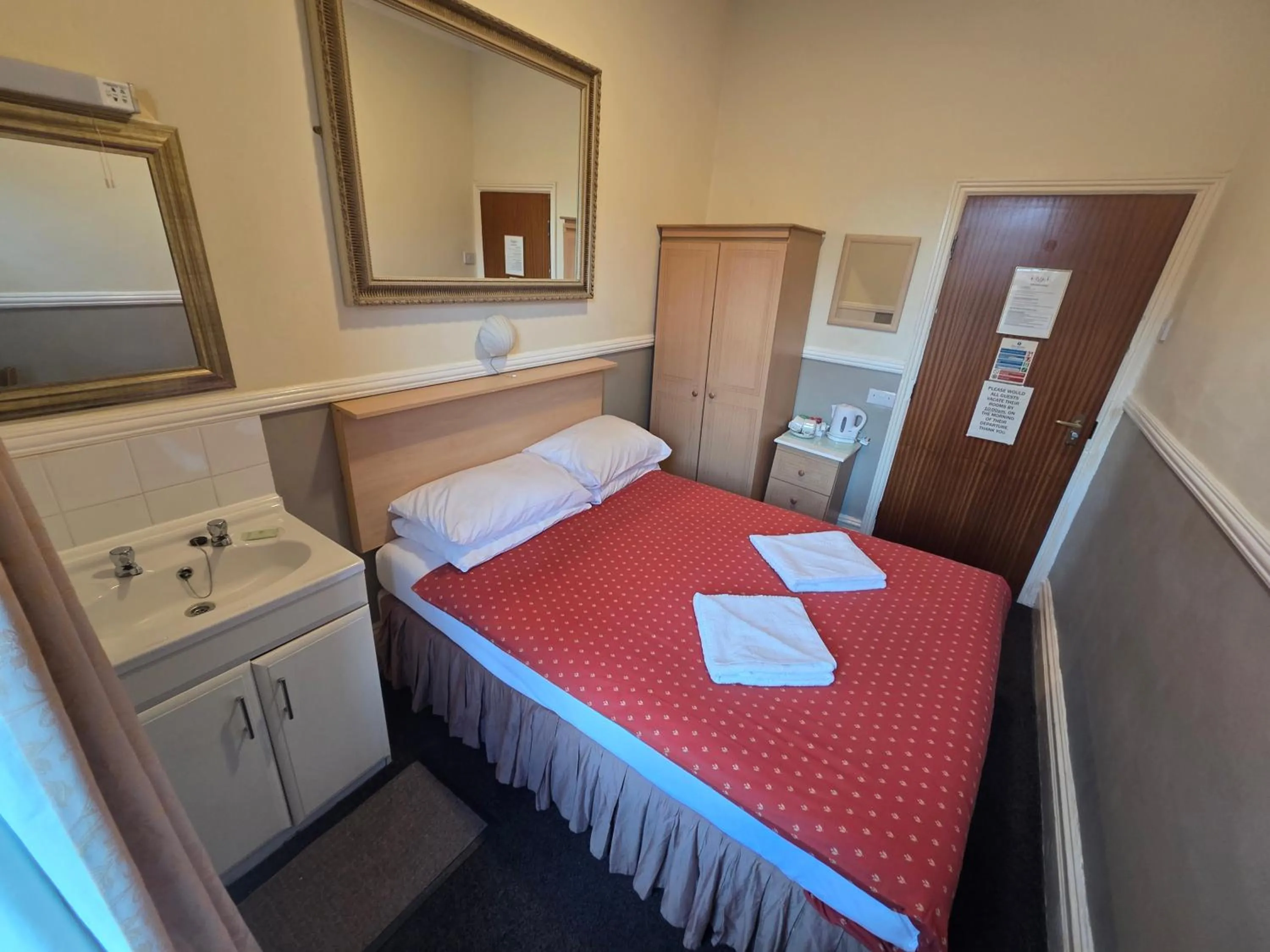 Bed in Westholme Hotel