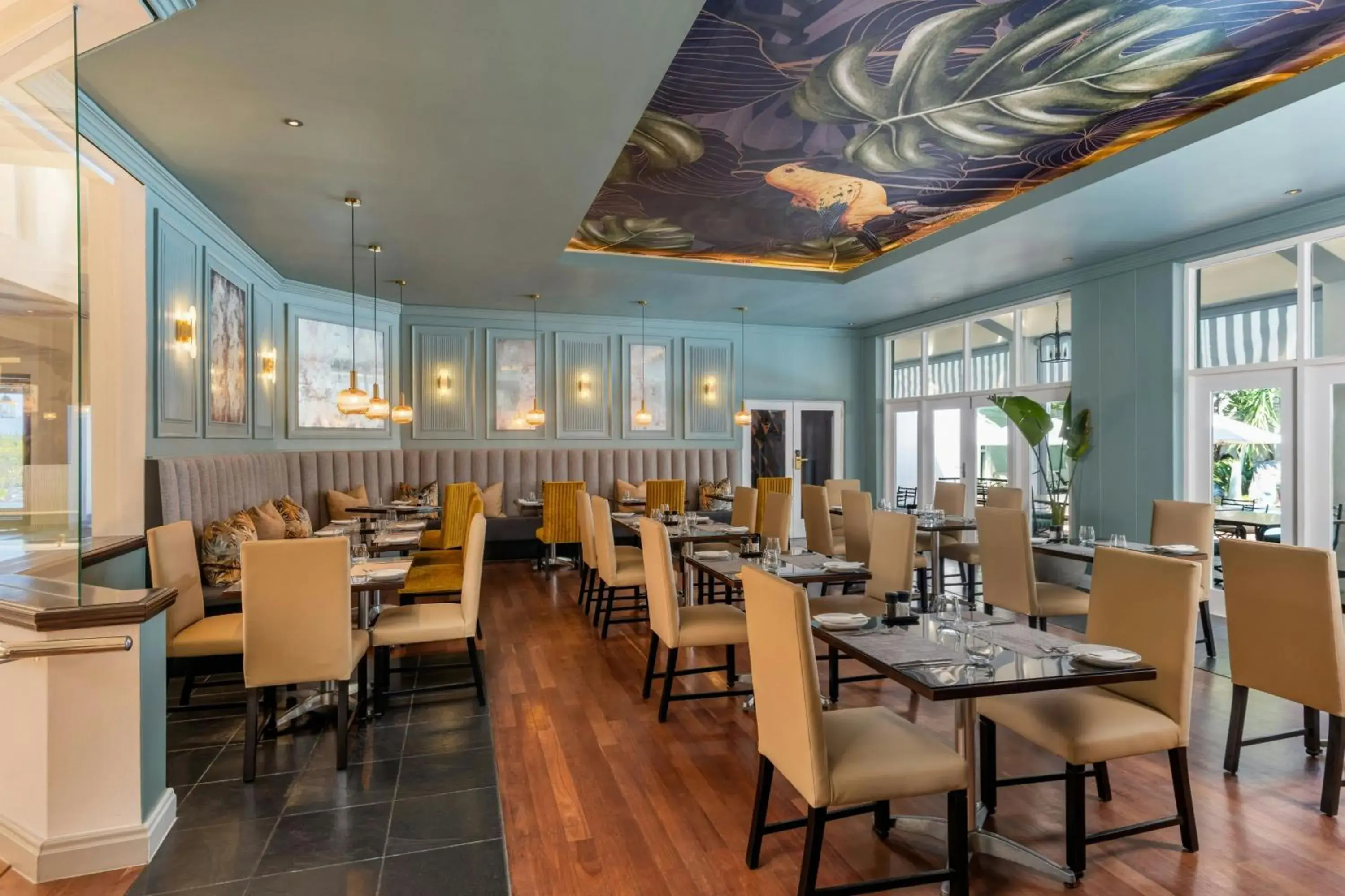 Restaurant/places to eat in Lord Charles Hotel, Somerset West, a Tribute Portfolio Hotel Restaurant/places to eat in Lord Charles Hotel, Somerset West, a Tribute Portfolio Hotel