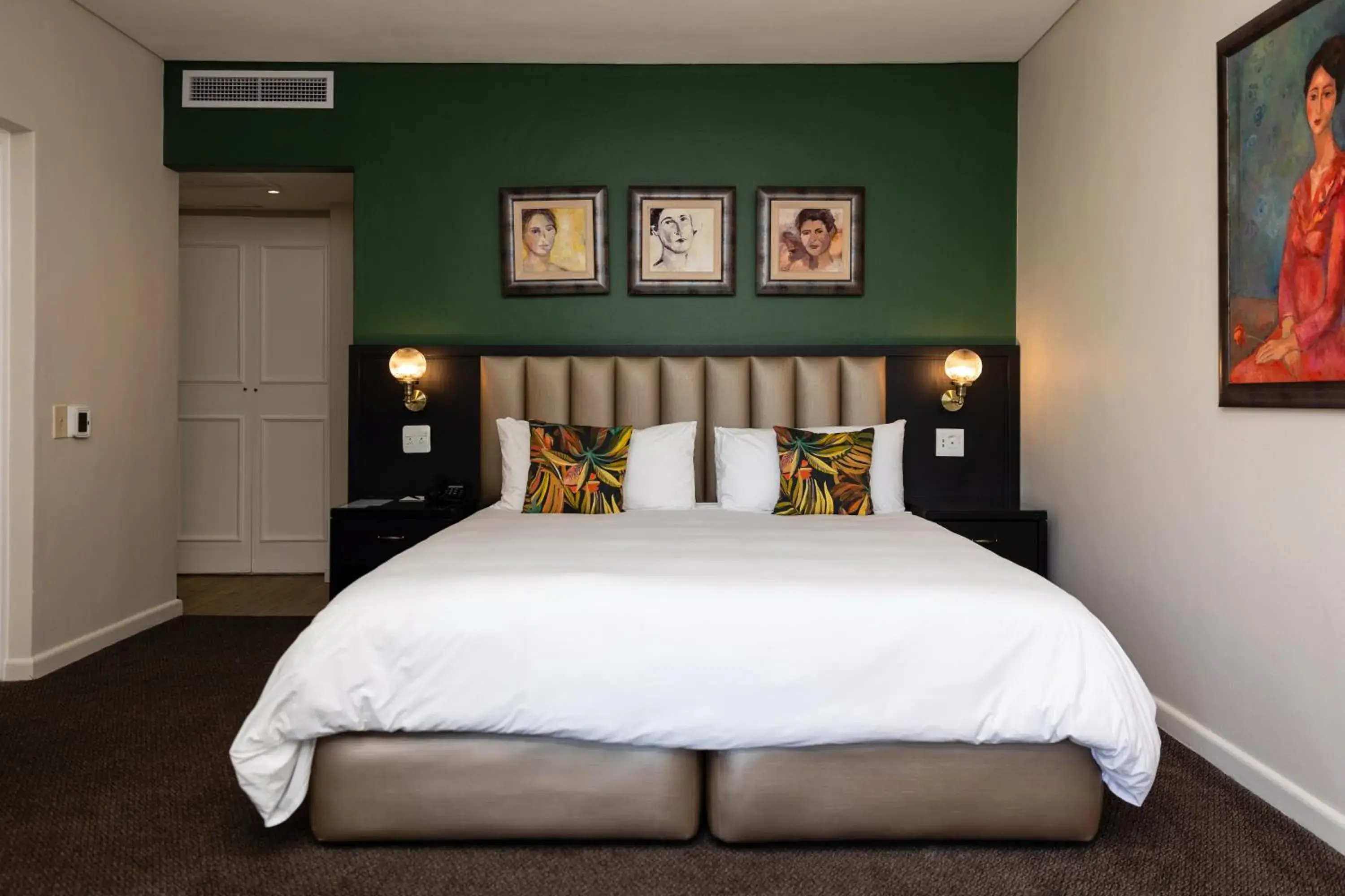 Suite in Lord Charles Hotel, Somerset West, a Tribute Portfolio Hotel Suite in Lord Charles Hotel, Somerset West, a Tribute Portfolio Hotel