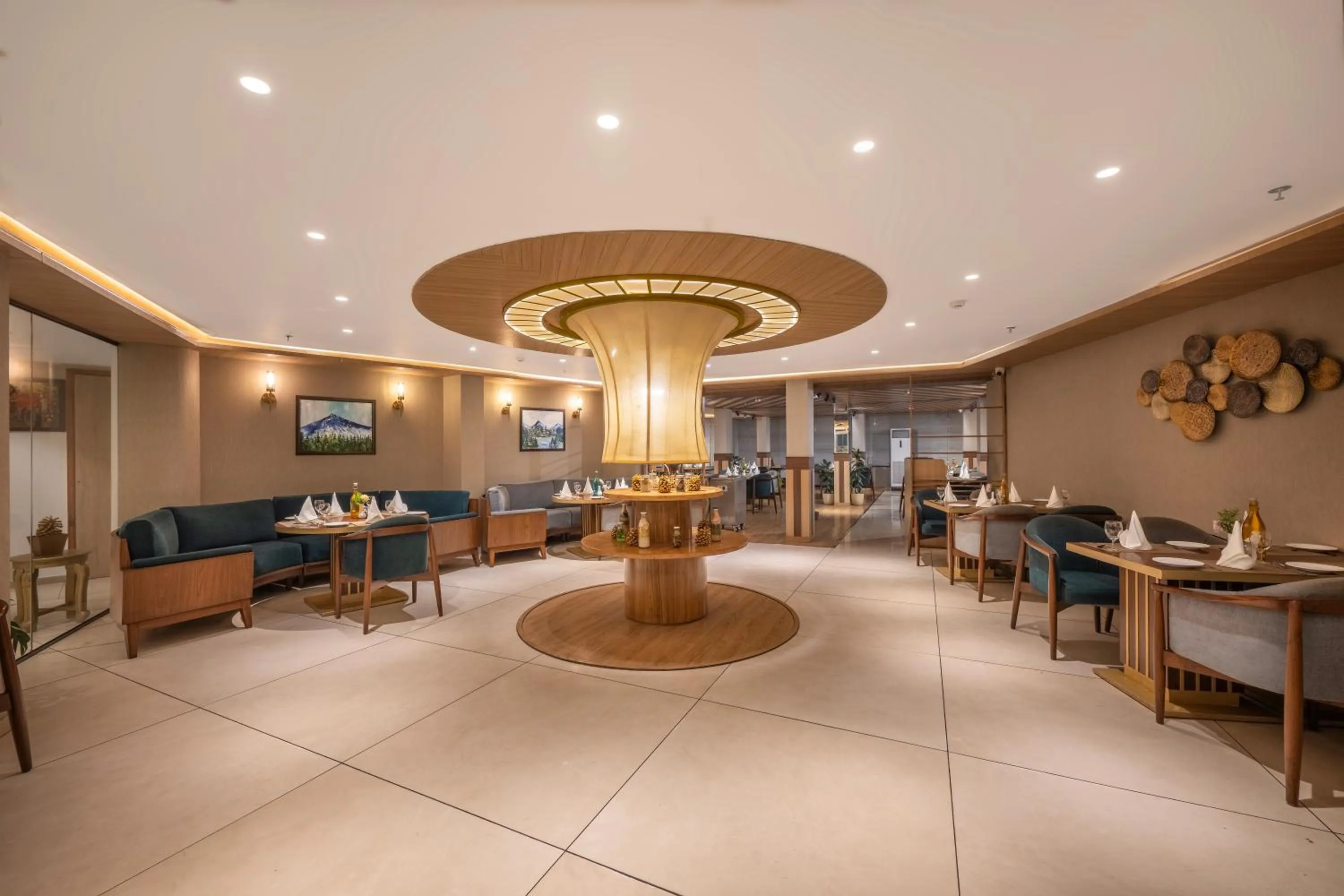 Restaurant/places to eat in Snow Valley Heights