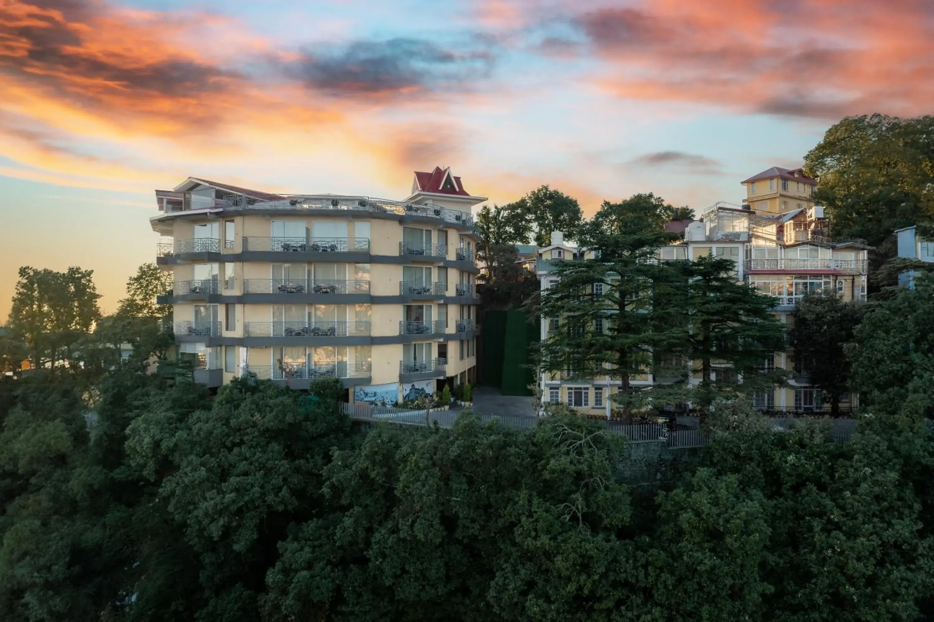 Property building in Snow Valley Heights Property building in Snow Valley Heights