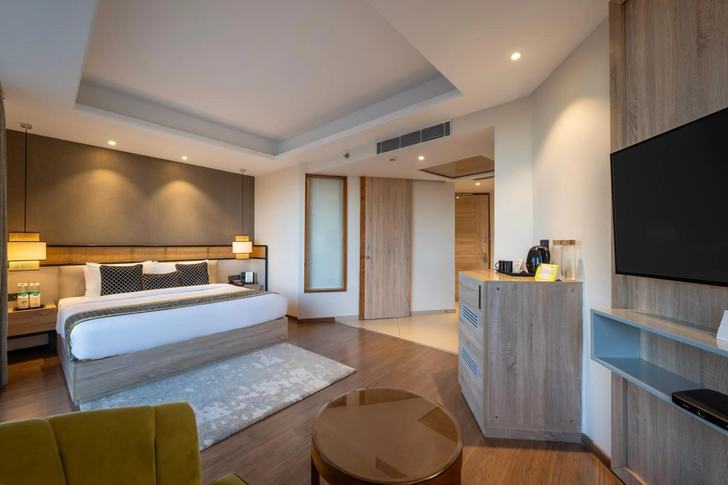 Bedroom, Bed in Snow Valley Heights