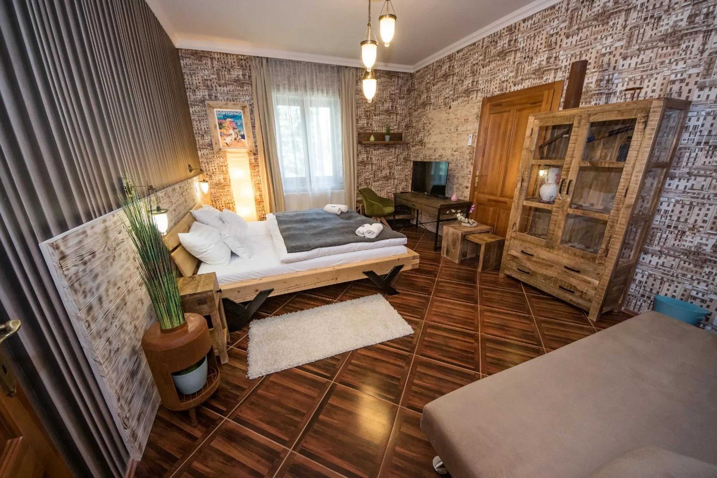 Photo of the whole room, Bed in Platan Garden Rooms & Restaurant