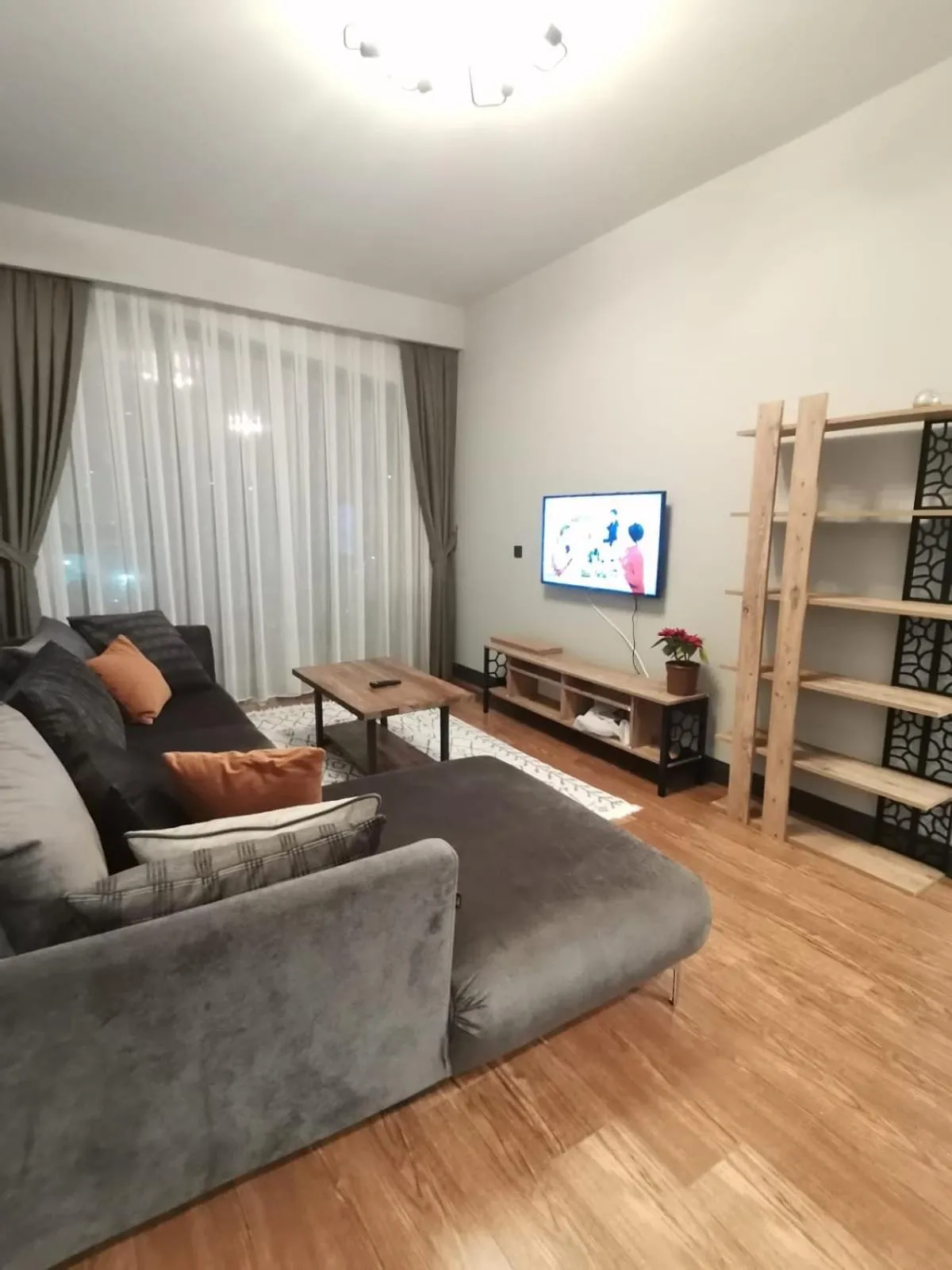 TV and multimedia in BENESTA BEYOGLU